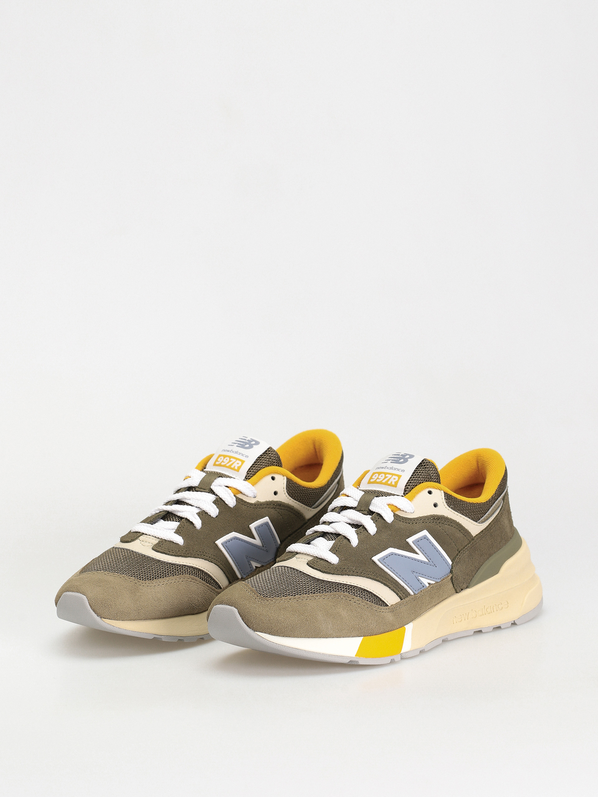 New Balance 997 Shoes green (covert green)