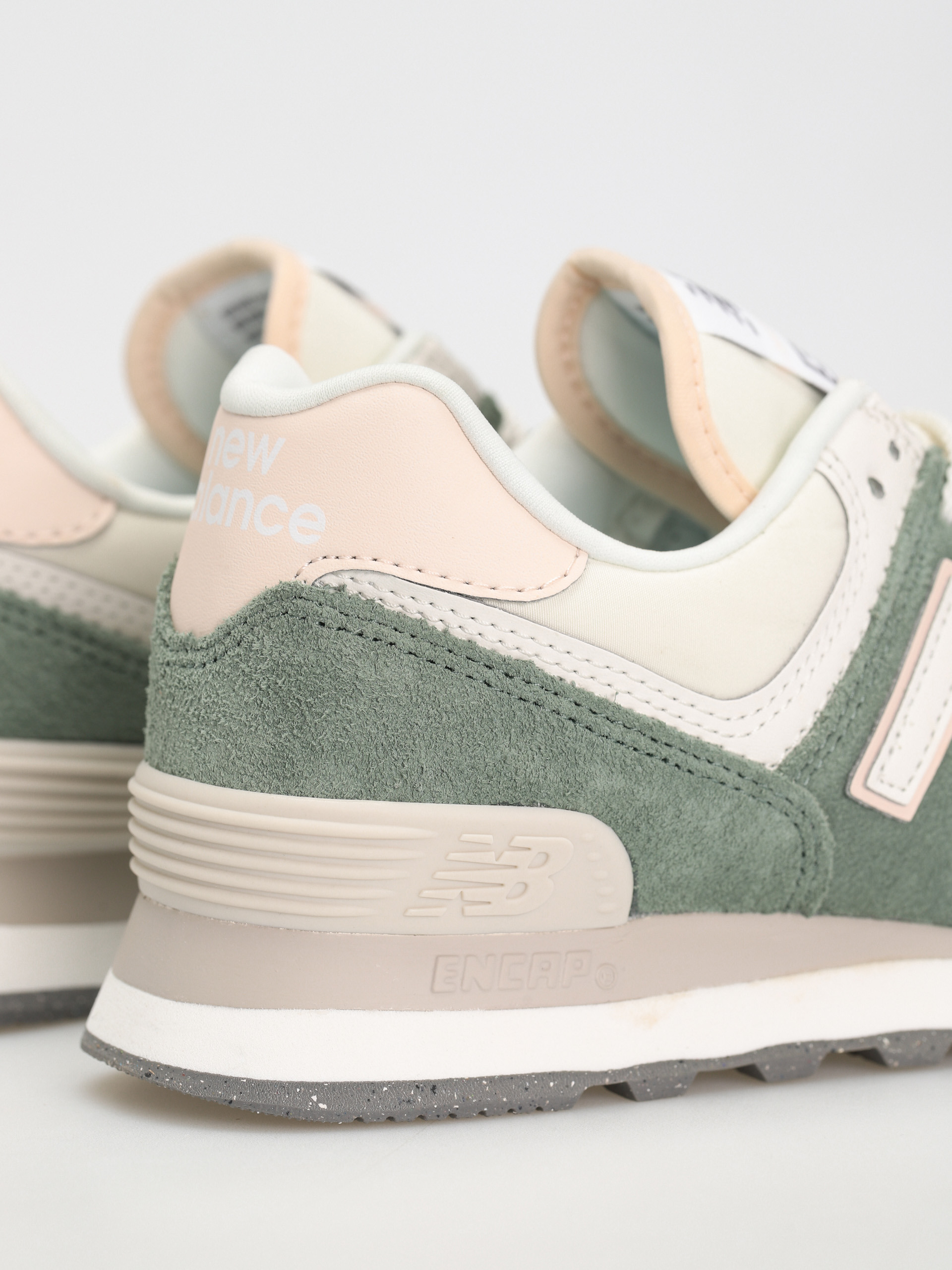 New Balance 574 Shoes Wmn (dark juniper)