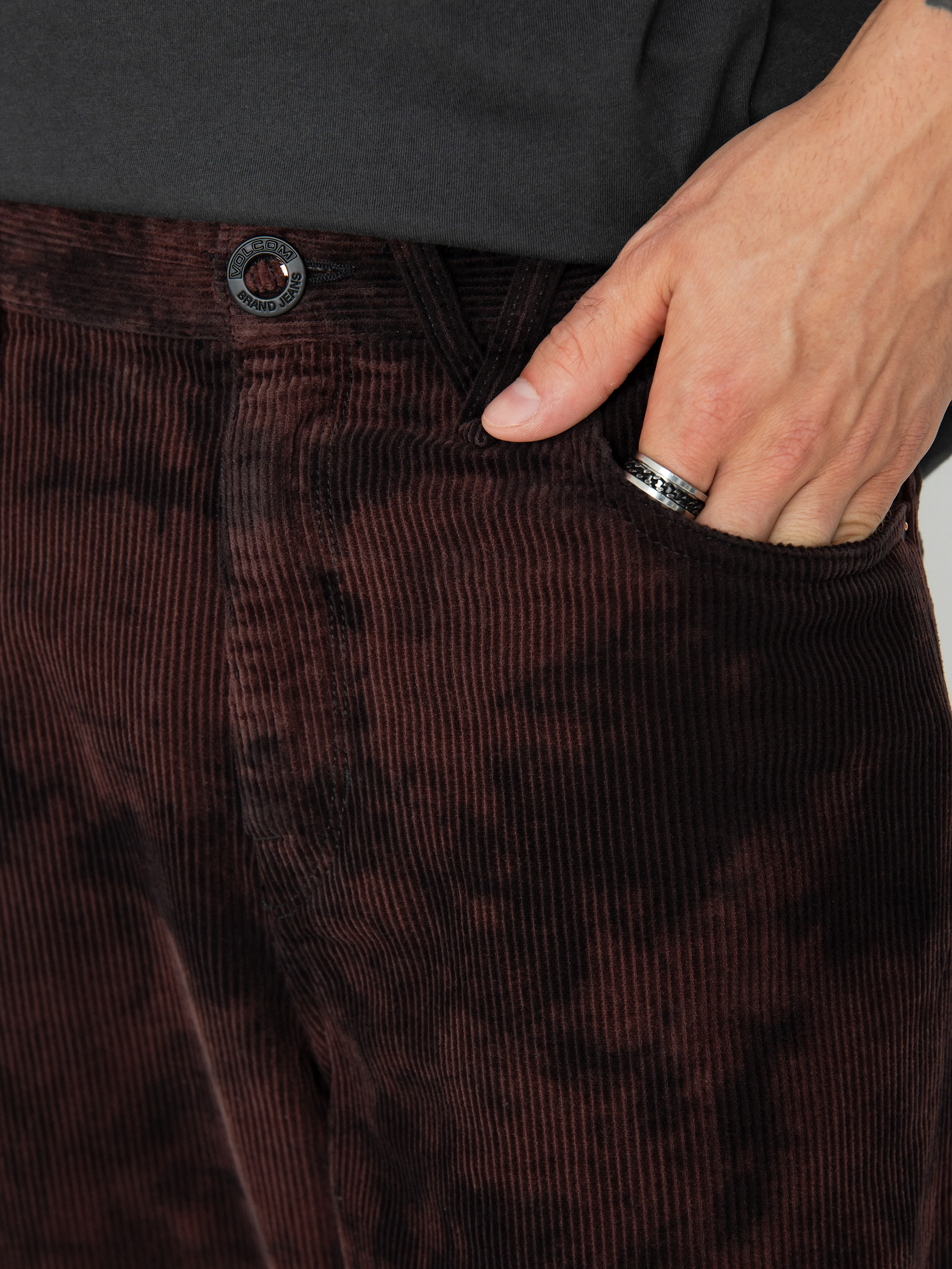 Volcom Billow Tapered Cord Pants (bitter chocolate)