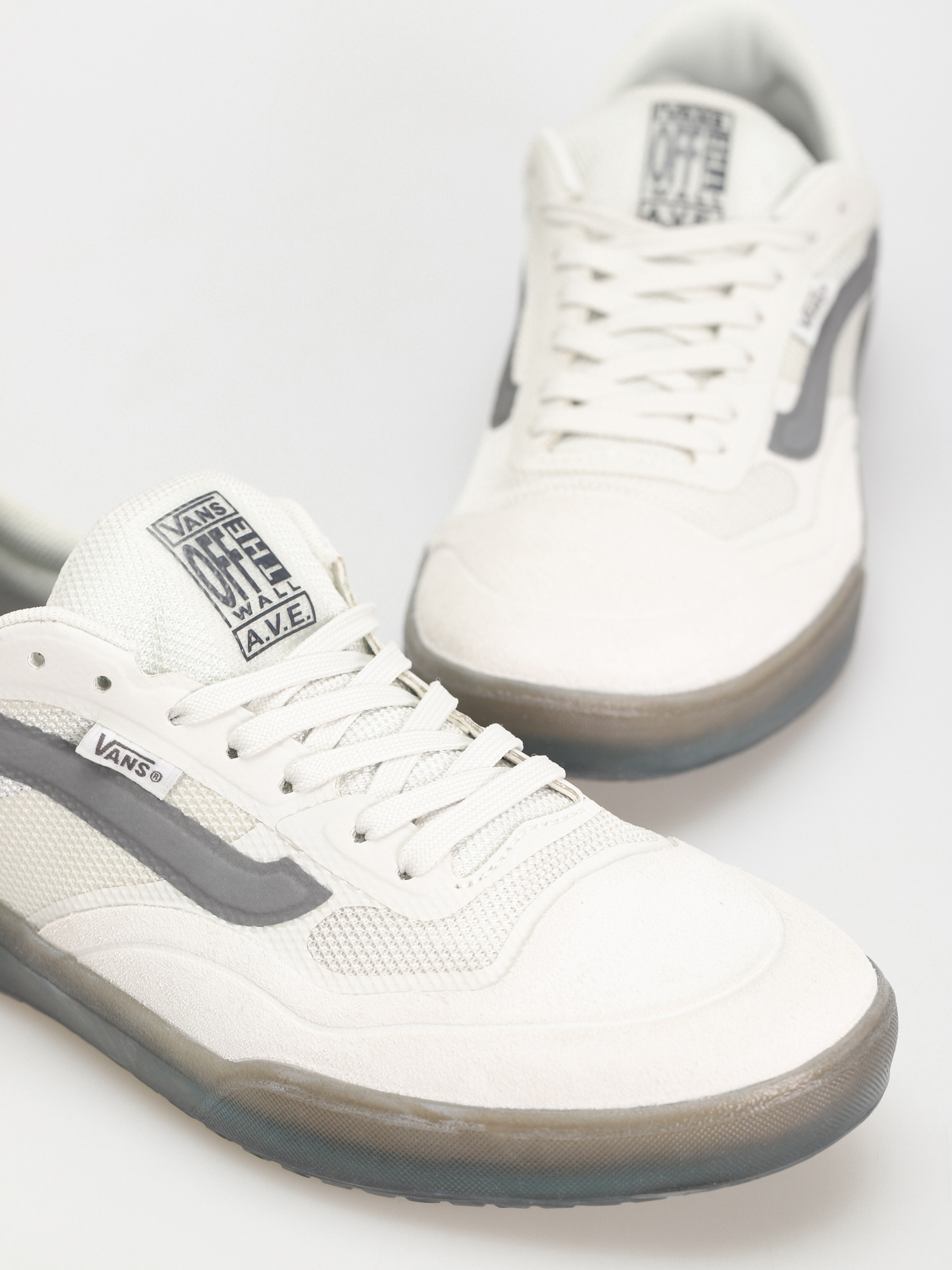 Vans Ave Shoes (vaporous gray)