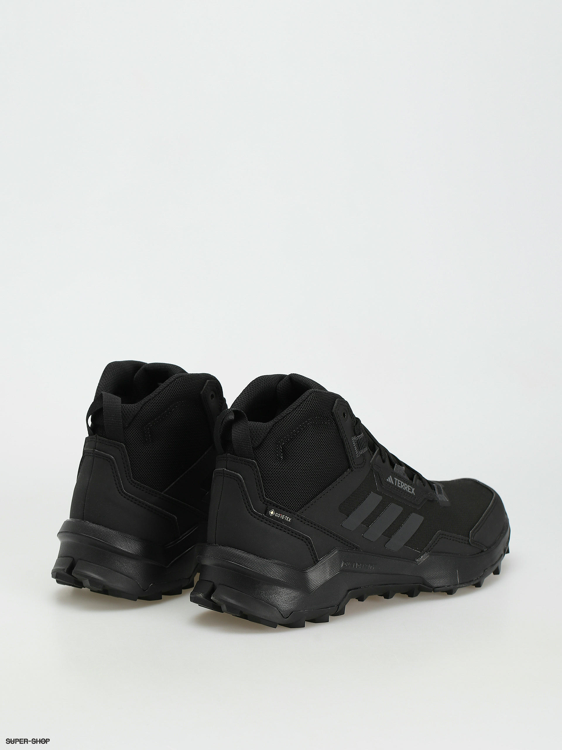 adidas Originals Terrex Ax4 Mid Gtx Shoes (cblack/carbon/grefou)