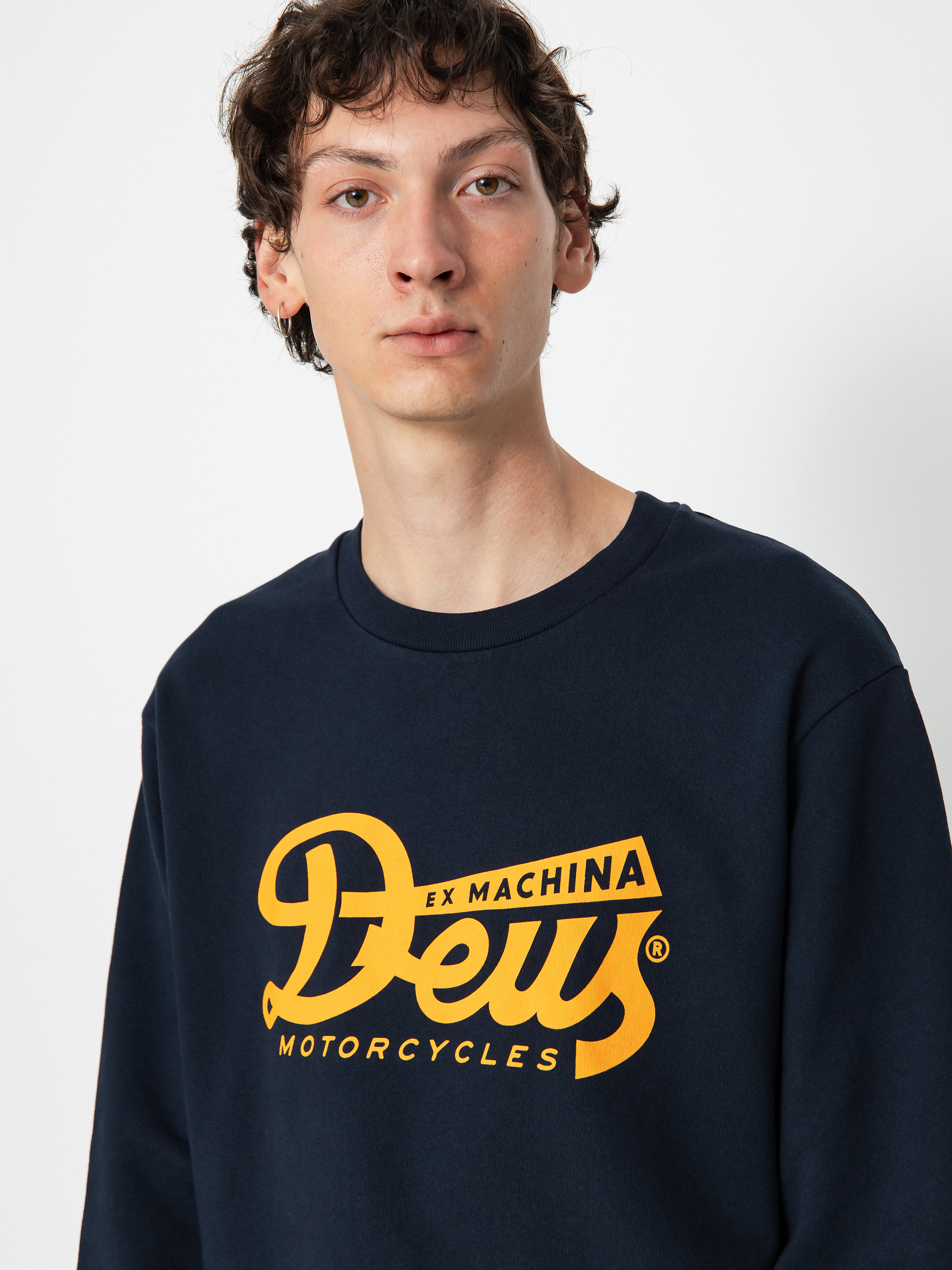 Deus Ex Machina Relief Crew Sweatshirt (navy)