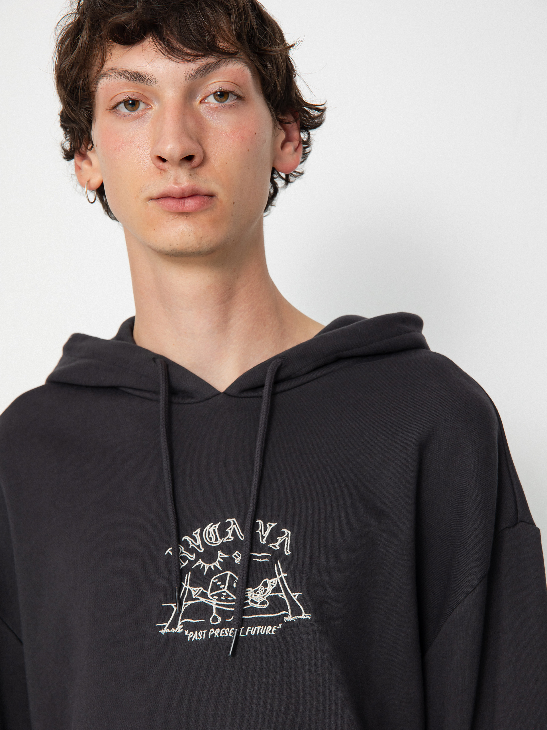RVCA Pair HD Hoodie (washed black)