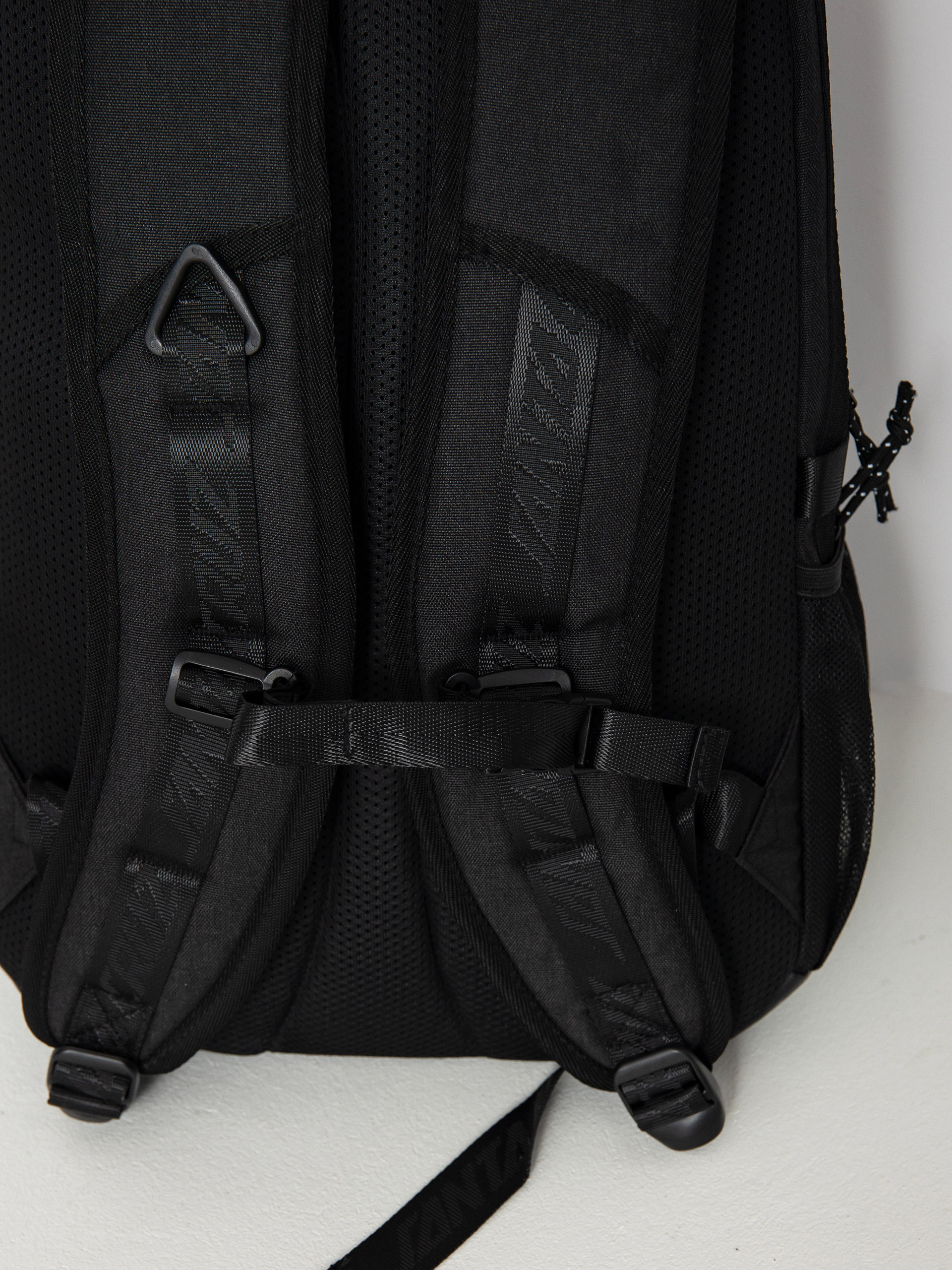 Santa Cruz Sabre Skatepack Rucksack (black)