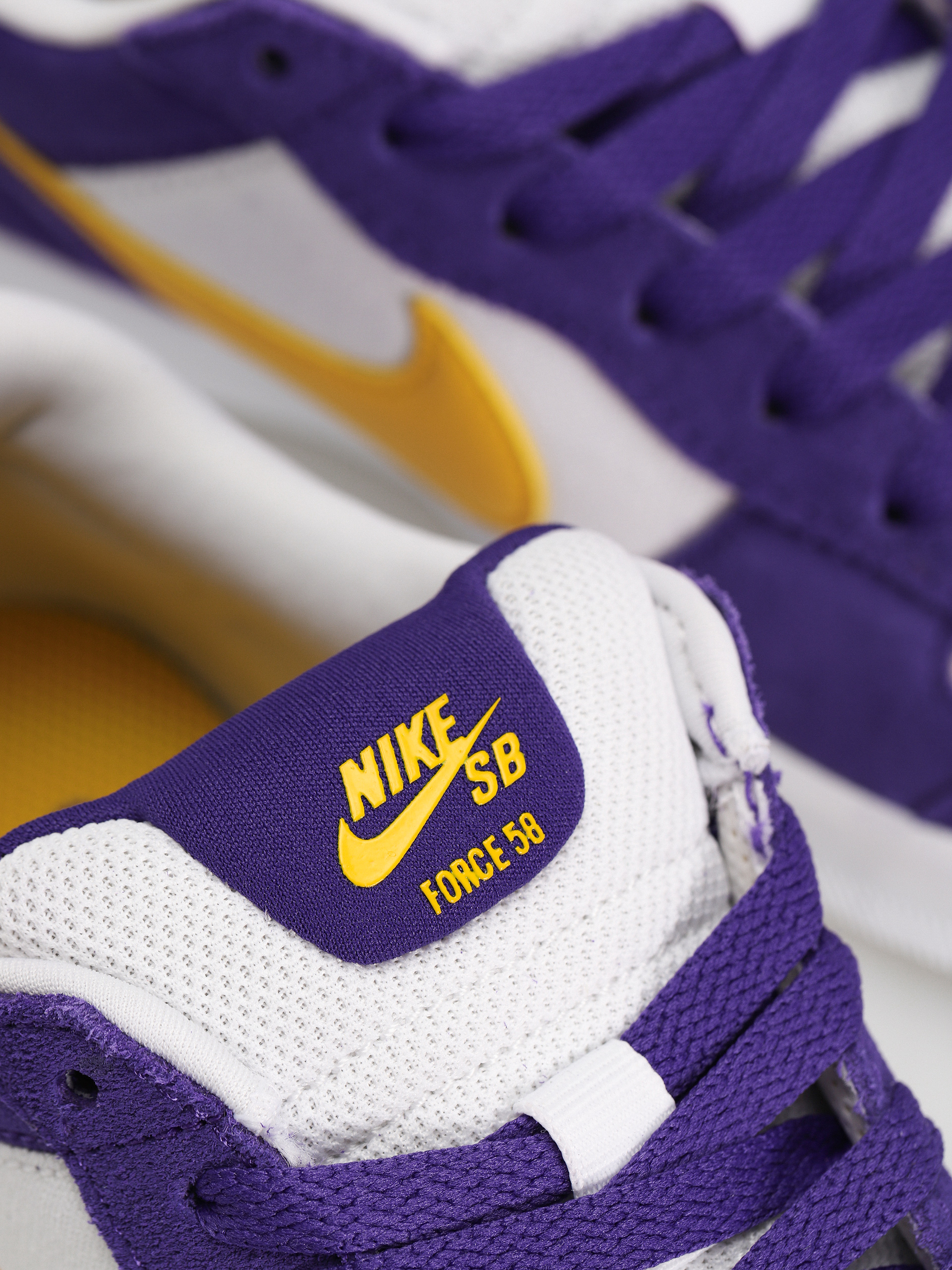 Nike SB Force 58 Shoes (court purple/amarillo white white)