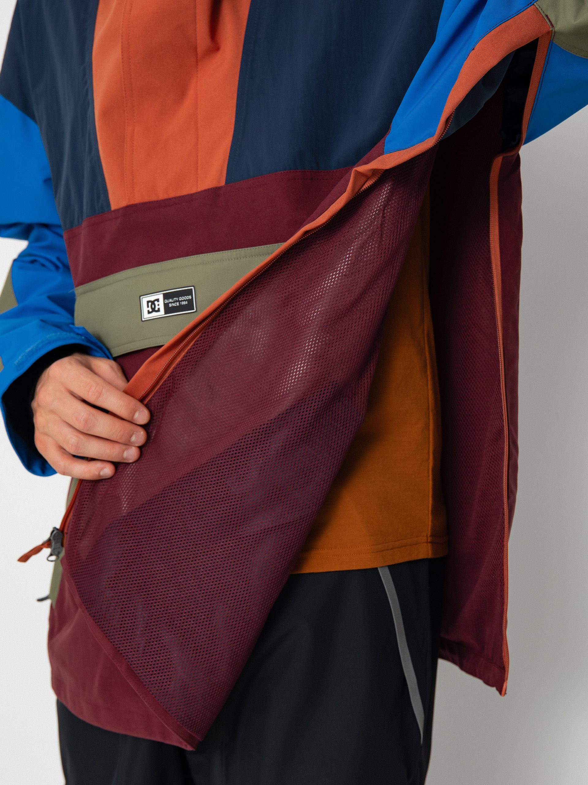 Mens DC 43 Anorak Snowboard jacket (repurpose)