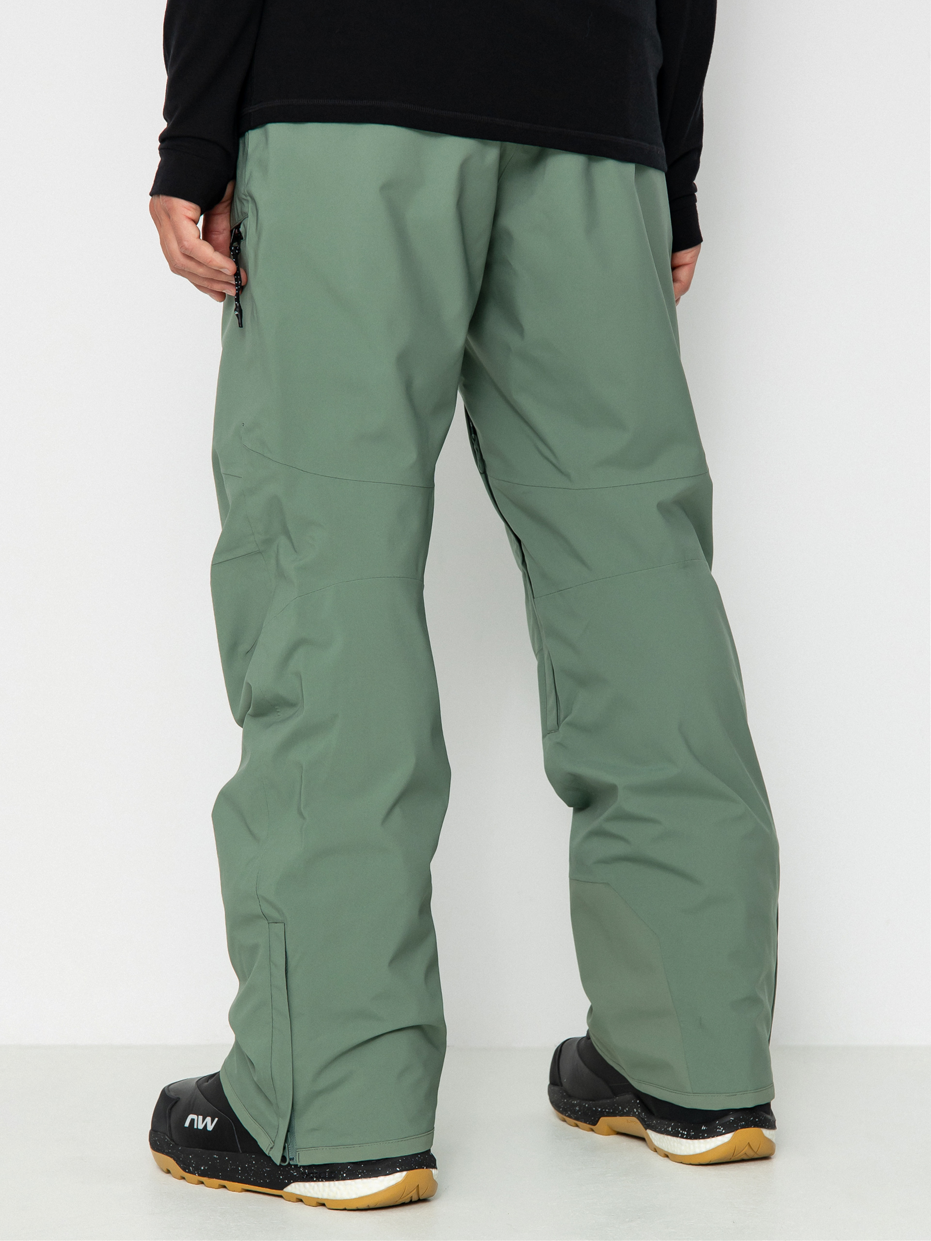 Mens Quiksilver Utility Snowboard pants (laurel wreath)