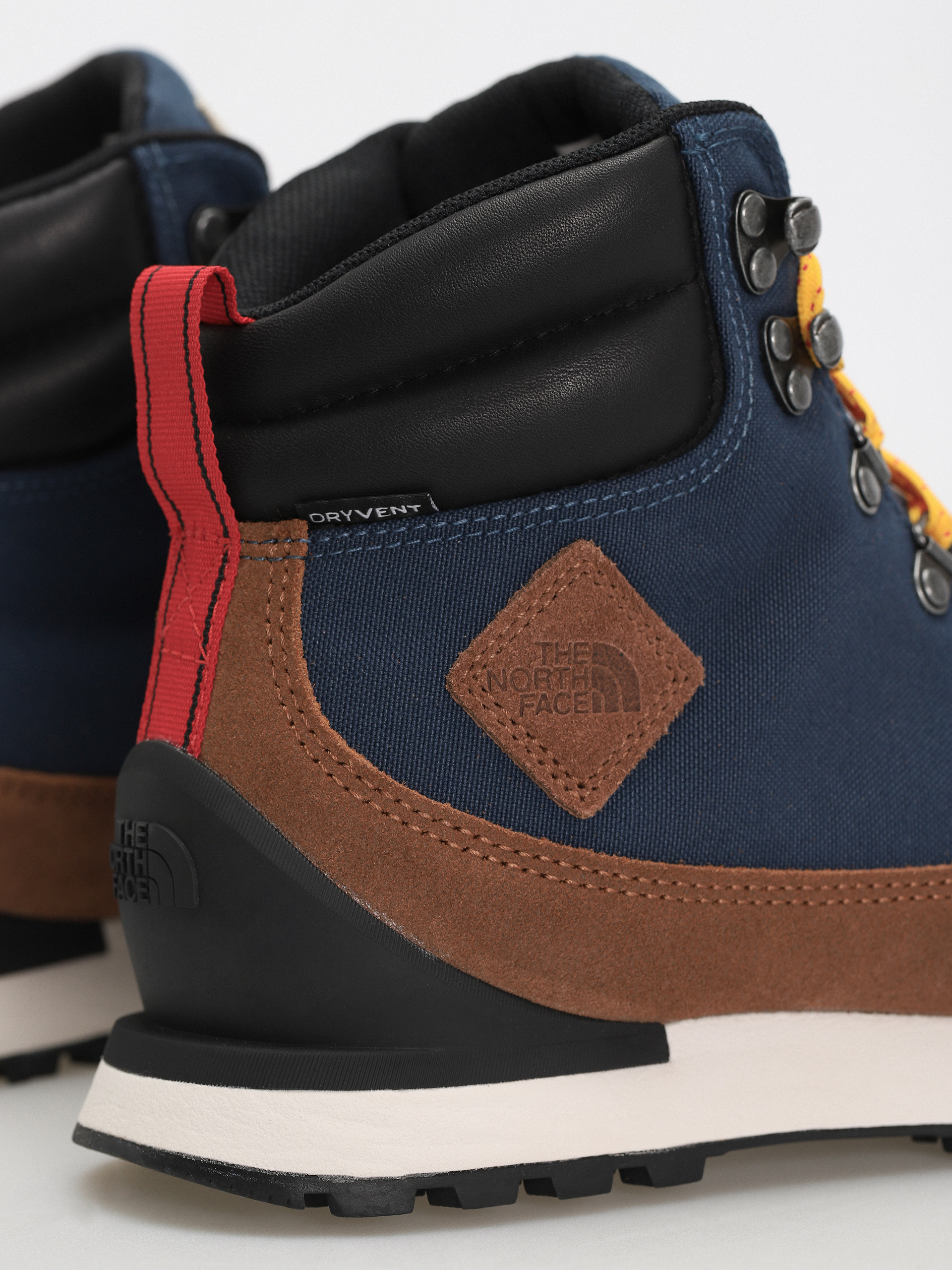 The North Face Back To Berkeley Iv Textile Wp Schuhe (shady blue/monksrobebrn)