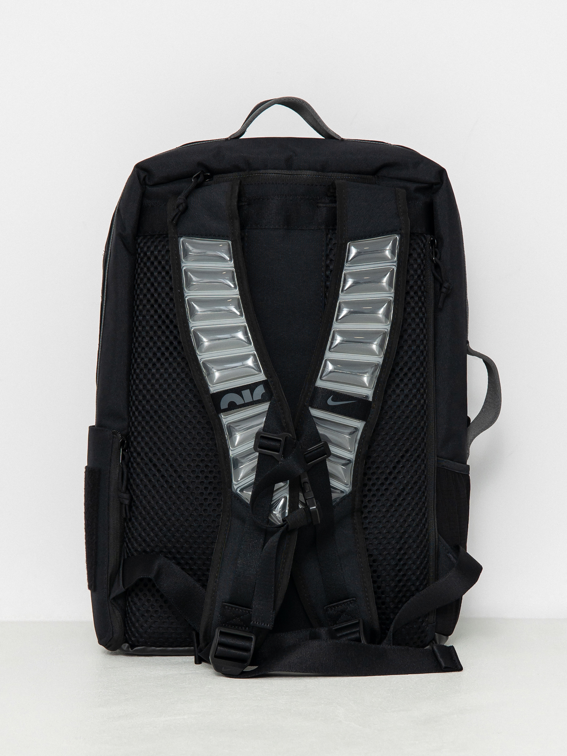 Nike SB Utility Elite Backpack (black/black/enigma stone)