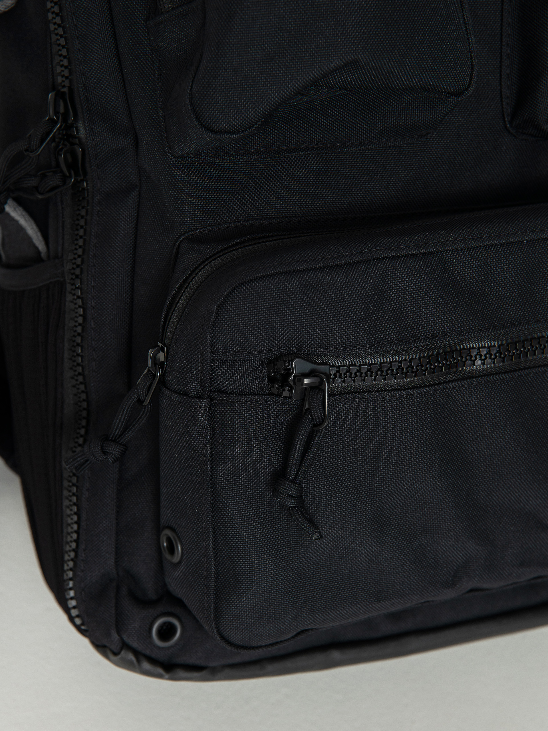 Nike SB Utility Elite Backpack (black/black/enigma stone)