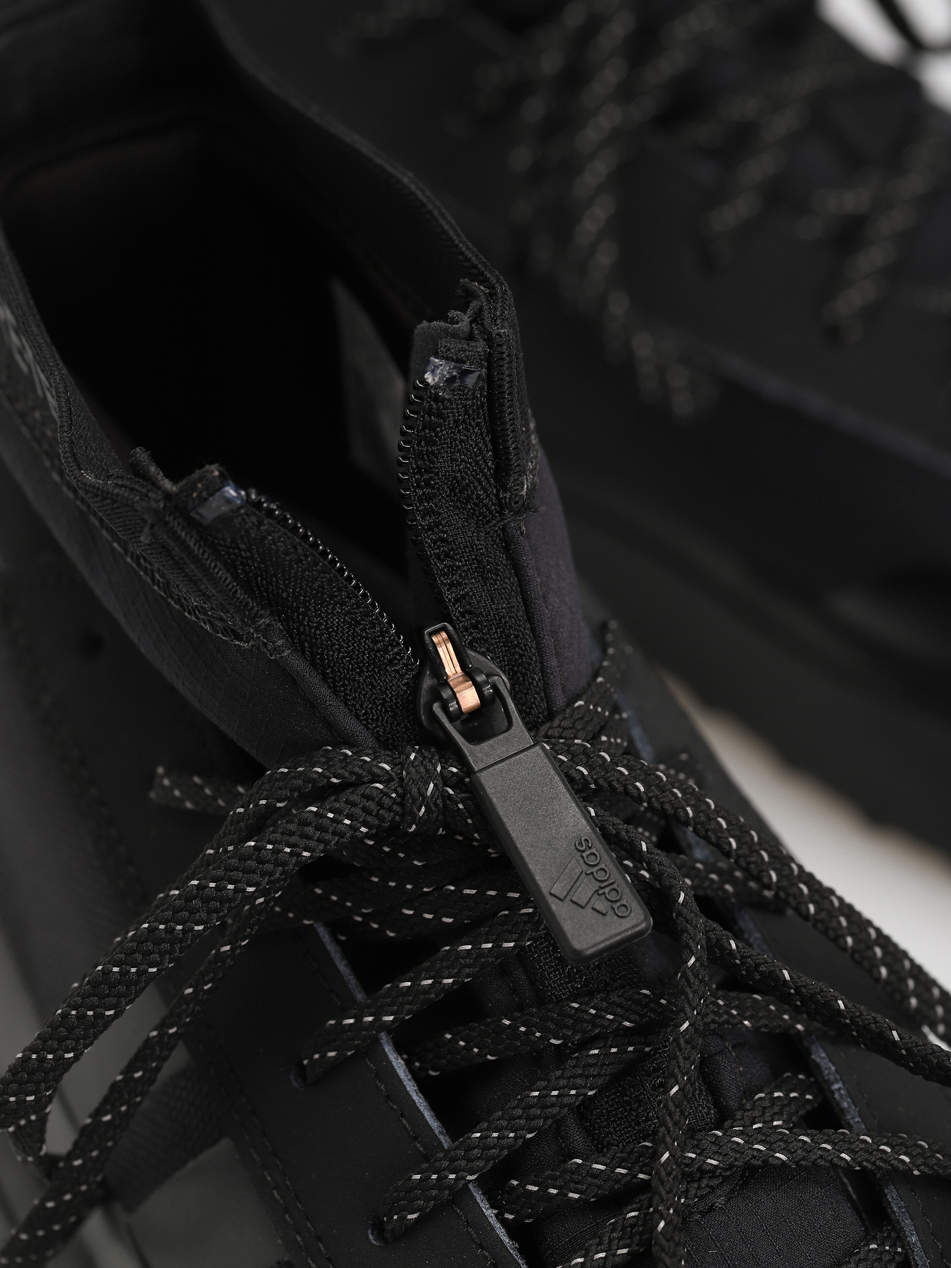 adidas Originals Znsored Hi Gtx Shoes (cblack/cblack/cblack)