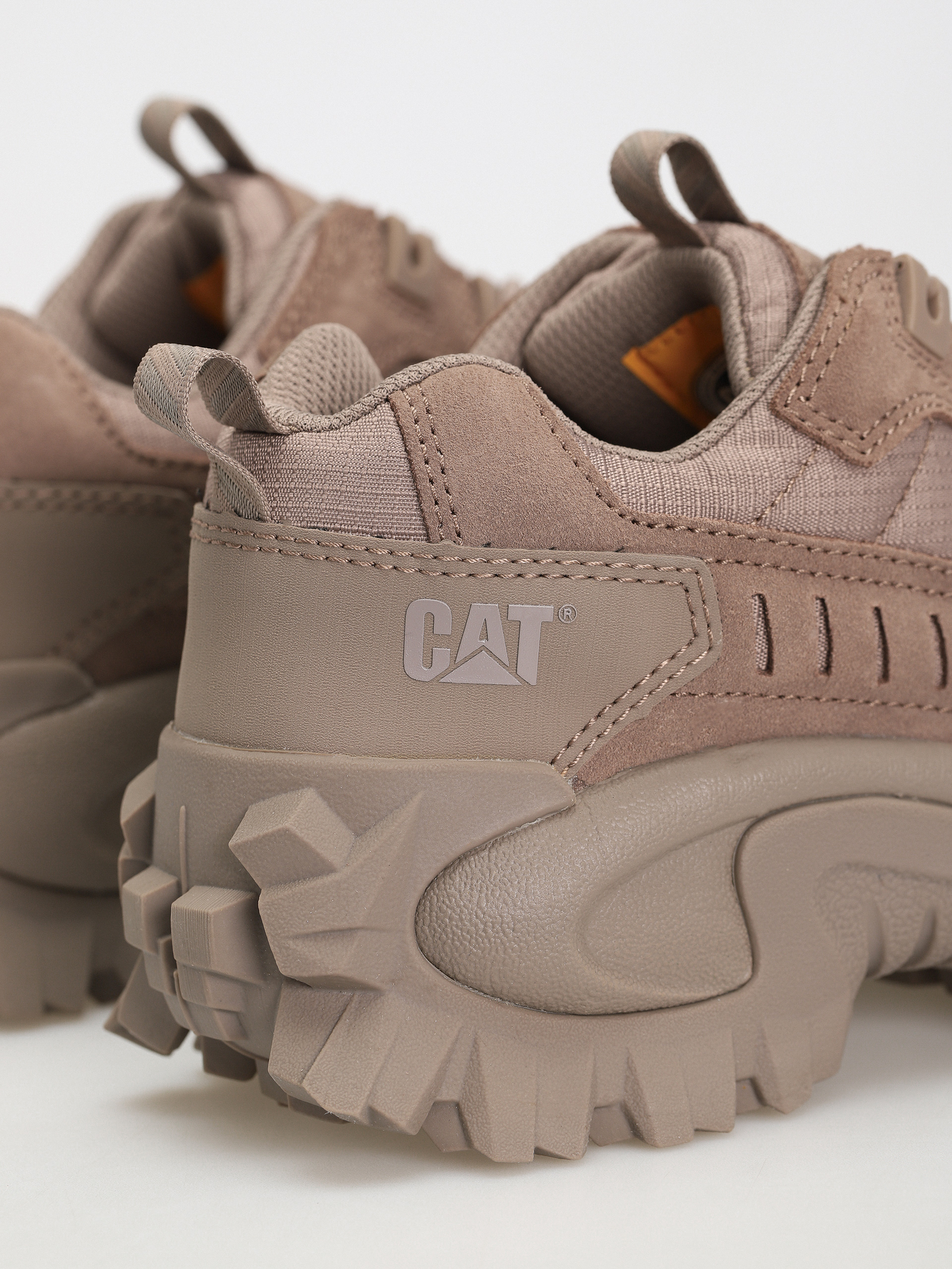 Caterpillar Intruder Schuhe (fungi)