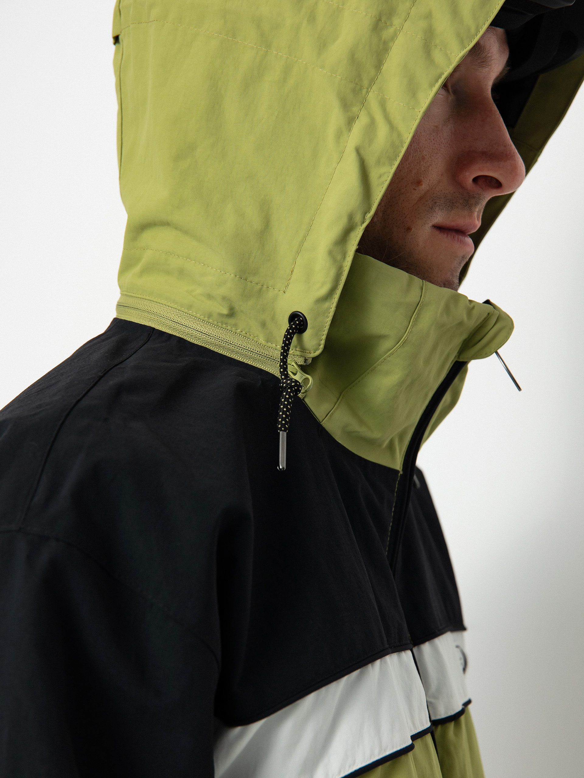 Mens Quiksilver Live Wire Snowboard jacket (green olive)