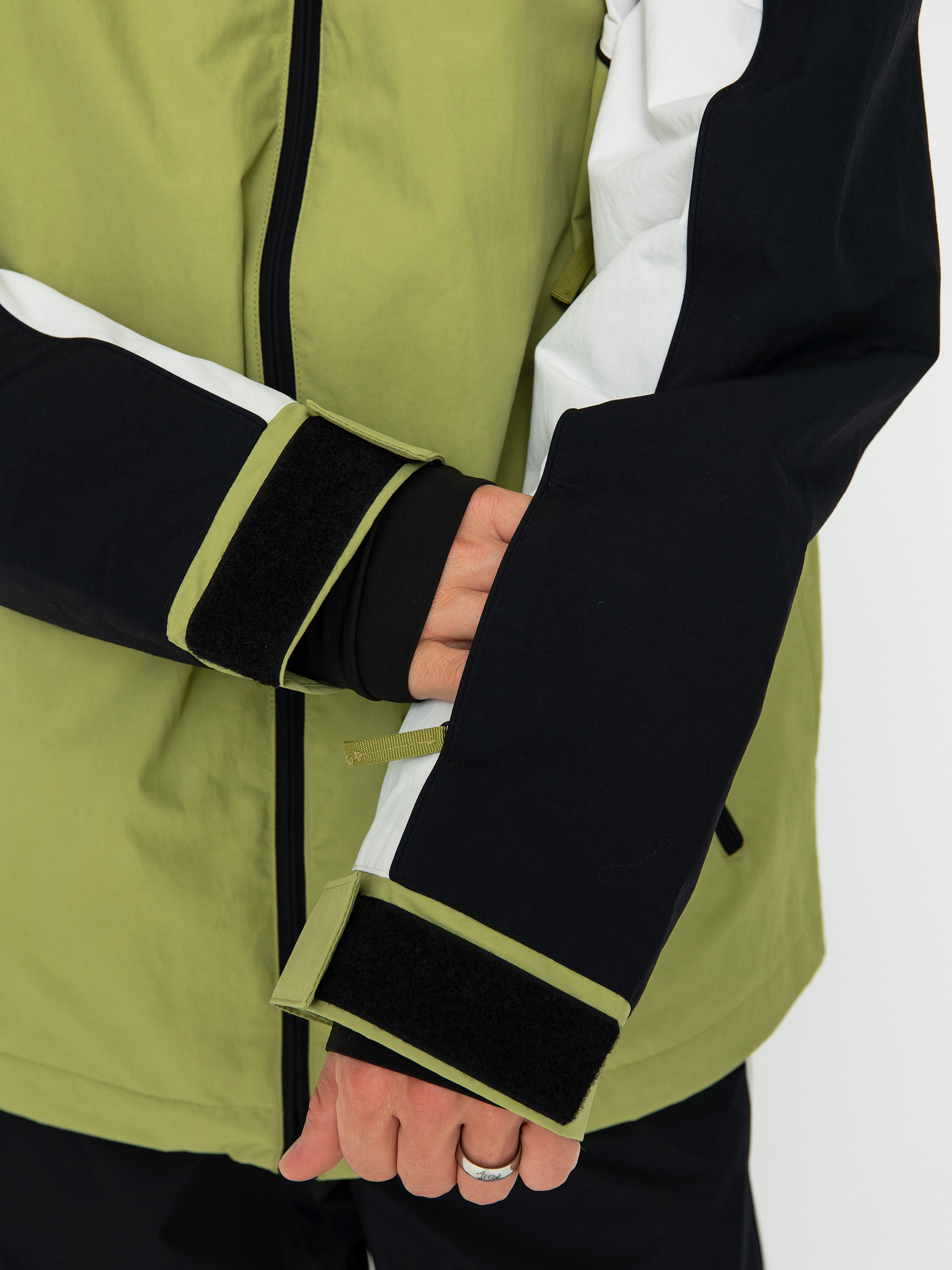 Mens Quiksilver Live Wire Snowboard jacket (green olive)