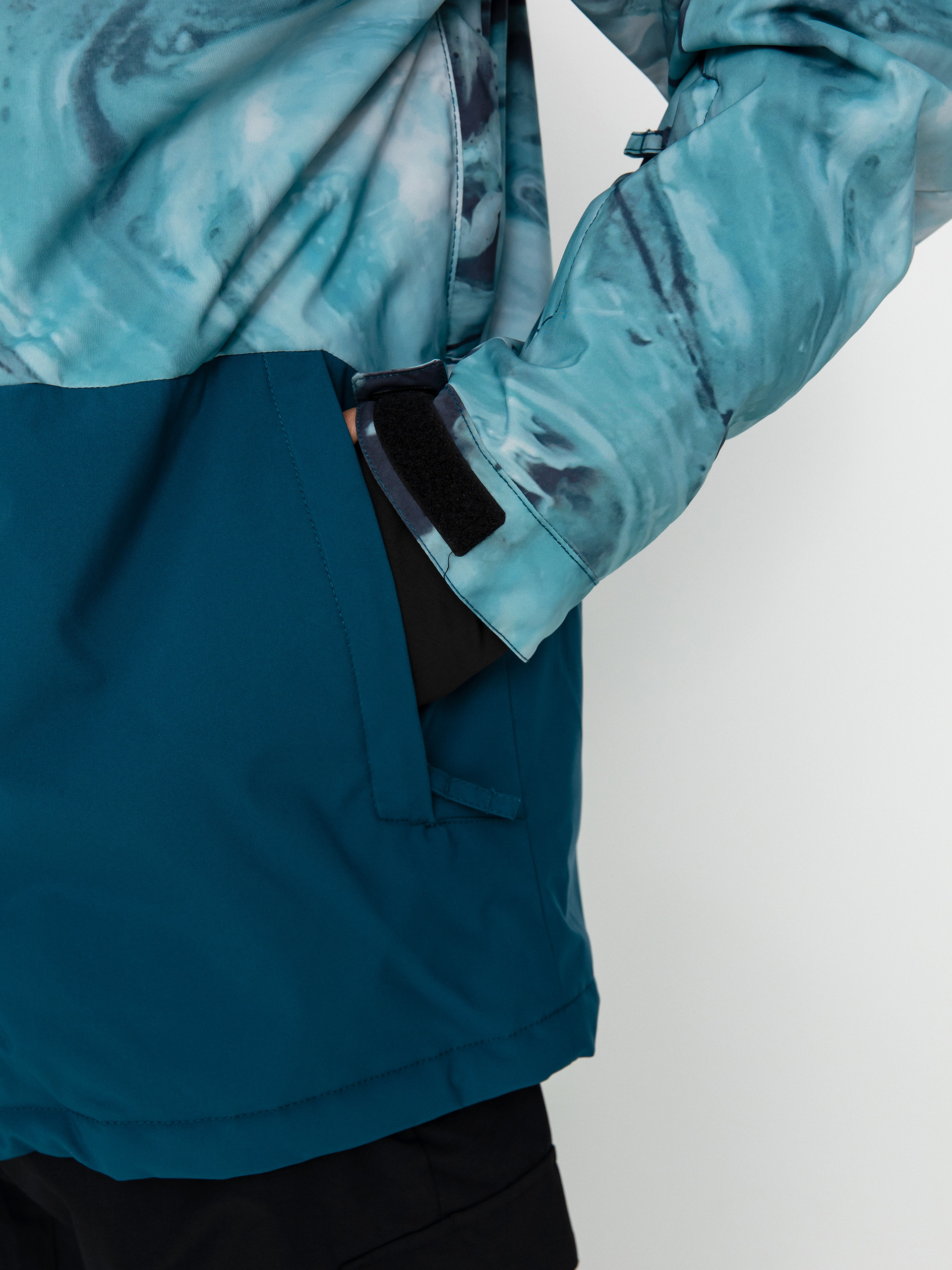 Mens Quiksilver Mission Printed Block Snowboard jacket (resin tint majolica blue)