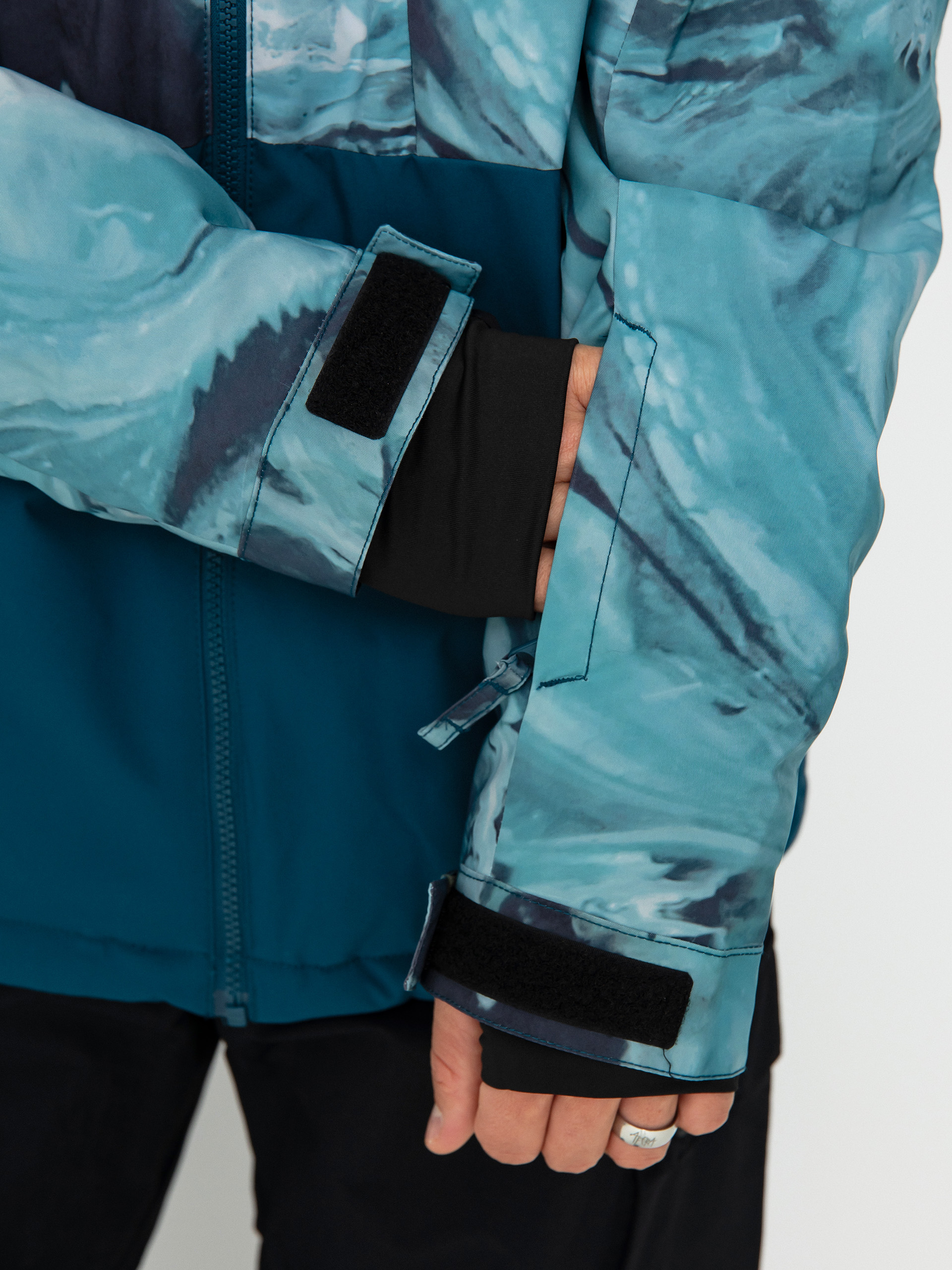 Mens Quiksilver Mission Printed Block Snowboard jacket (resin tint majolica blue)