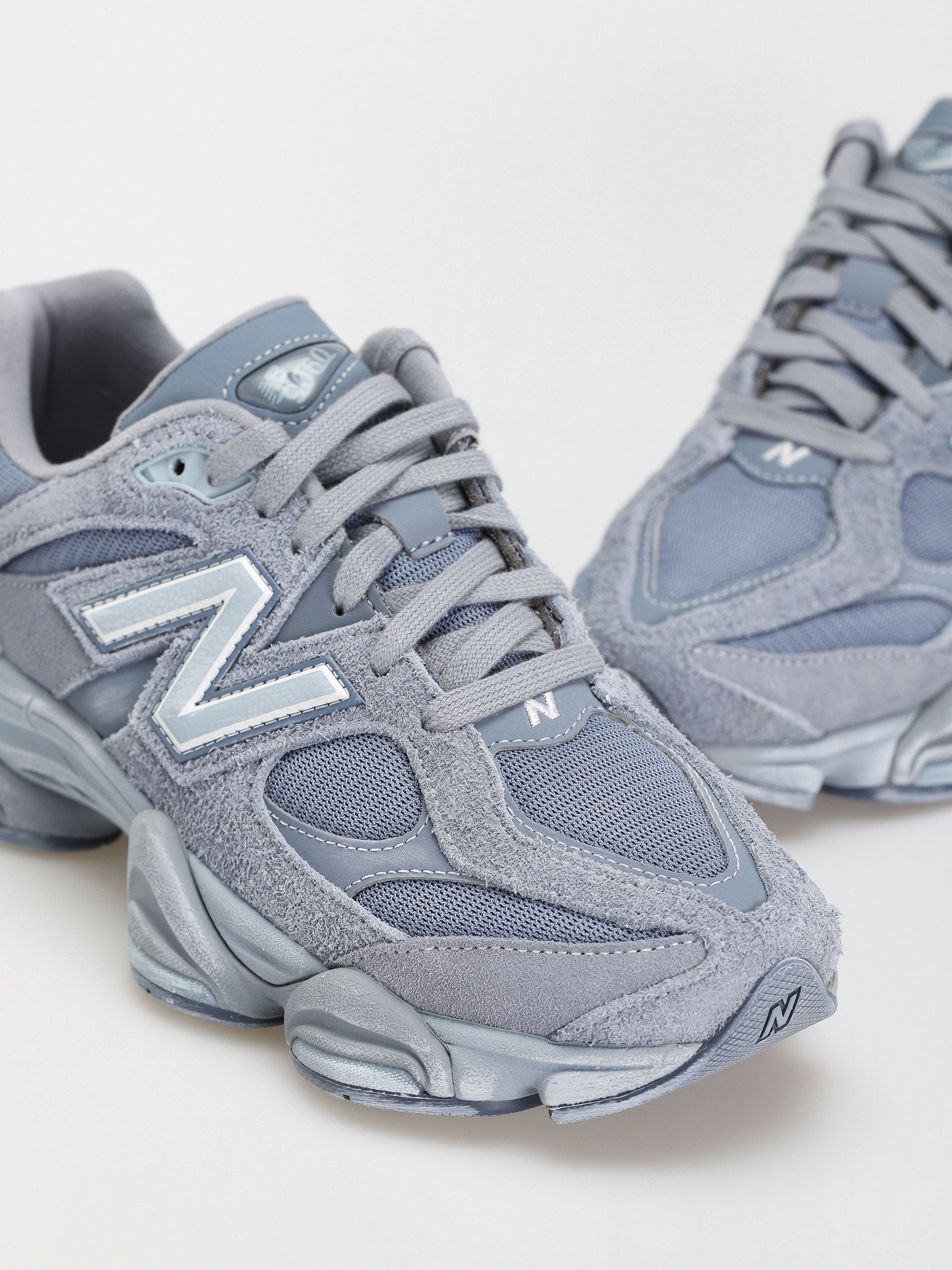 New Balance 9060 Shoes (arctic grey)
