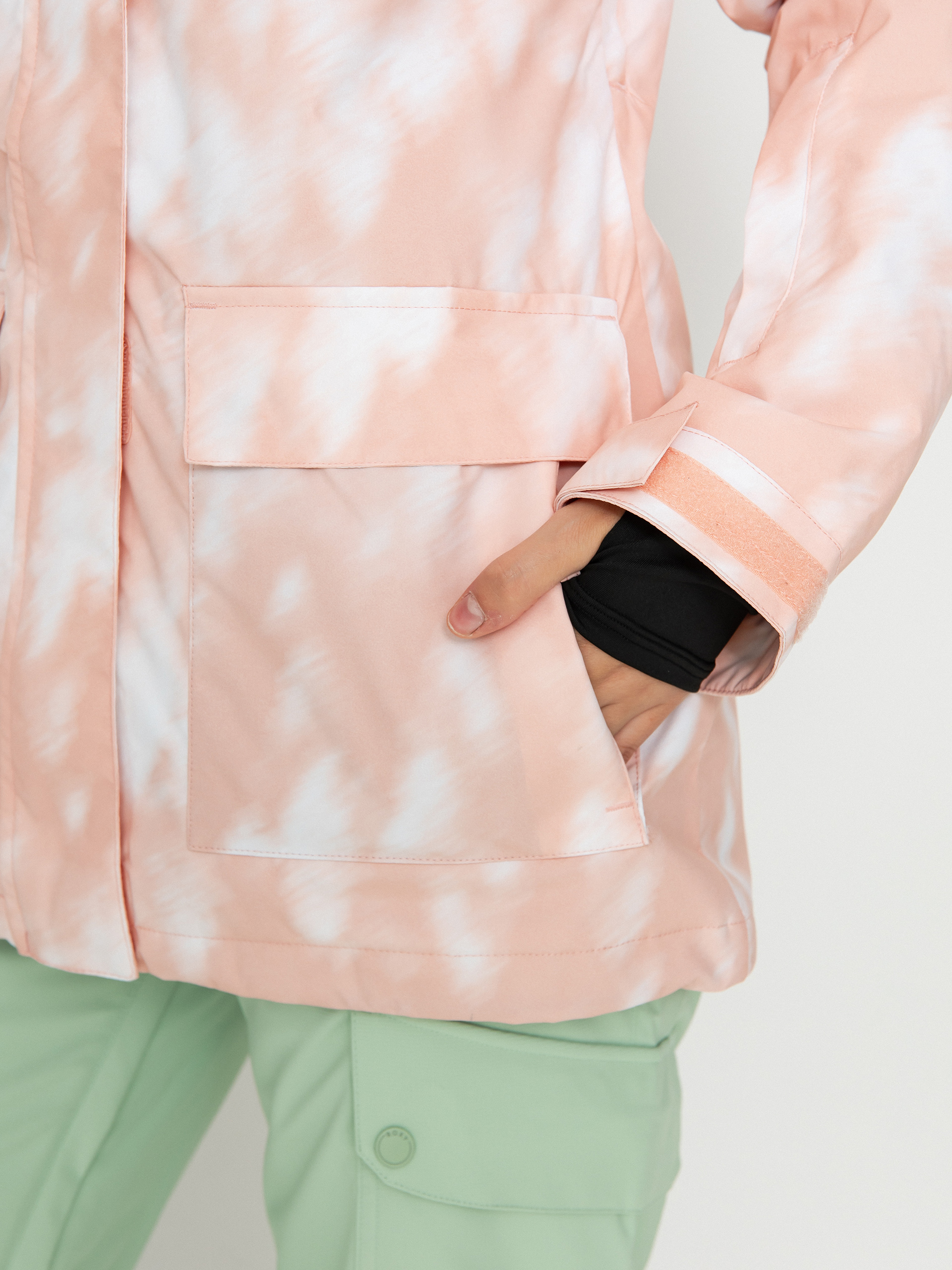 Womens DC Cruiser Snowboard jacket (pink tree runs)