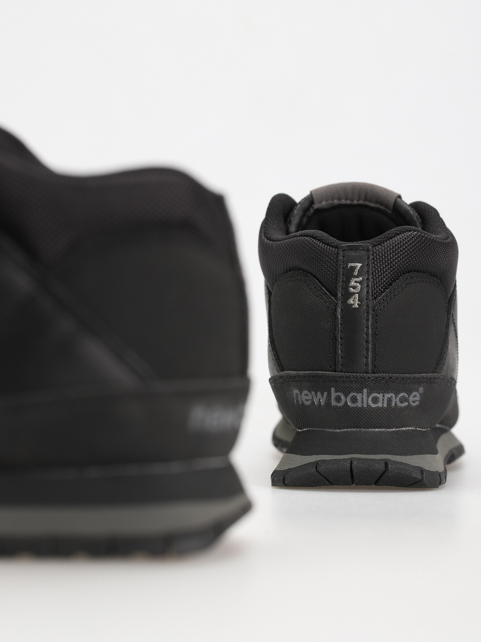 New Balance 754 Shoes (black/grey)
