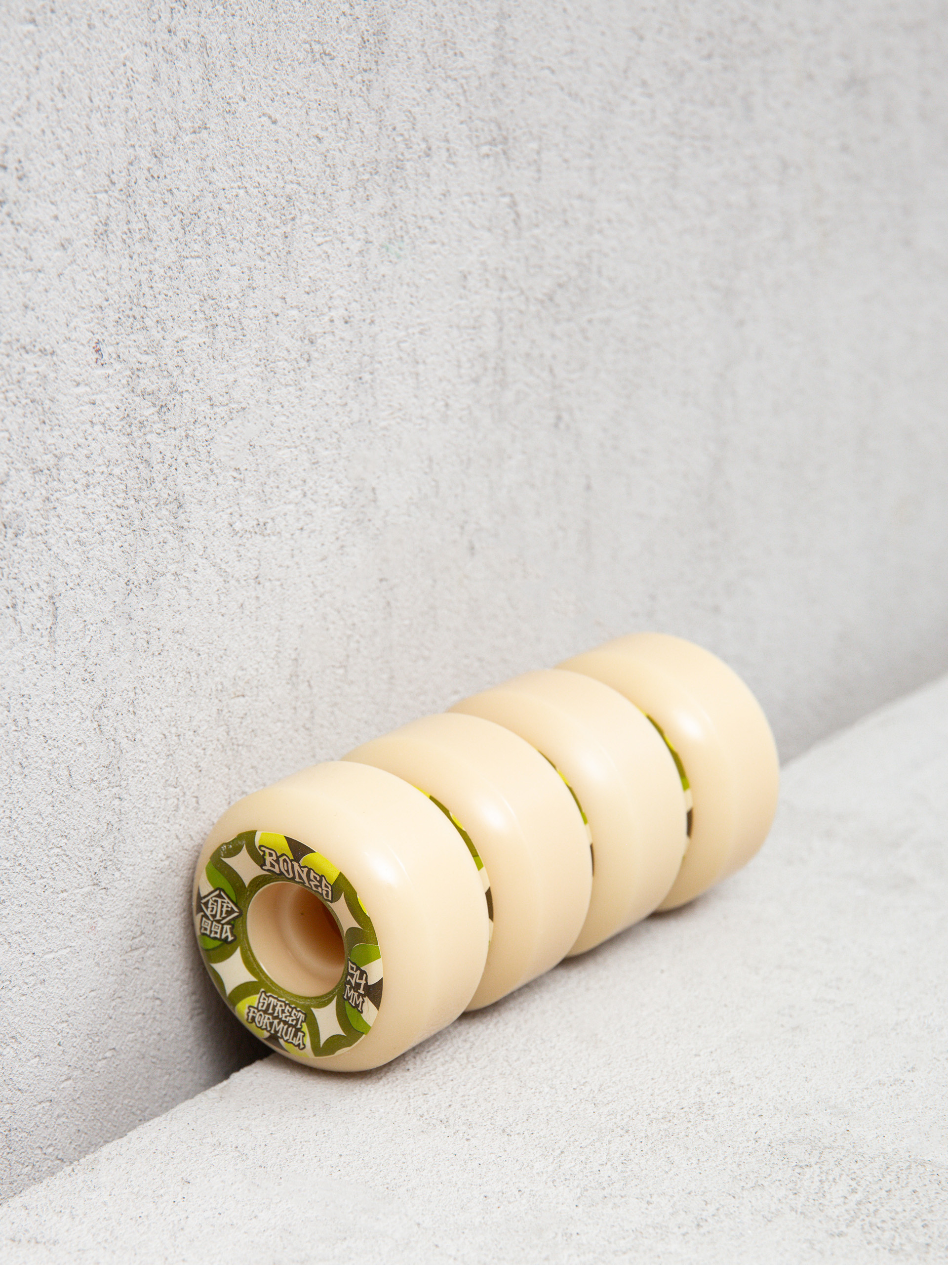 Bones Retros STF V5 Sidecut 99A Wheels (white)