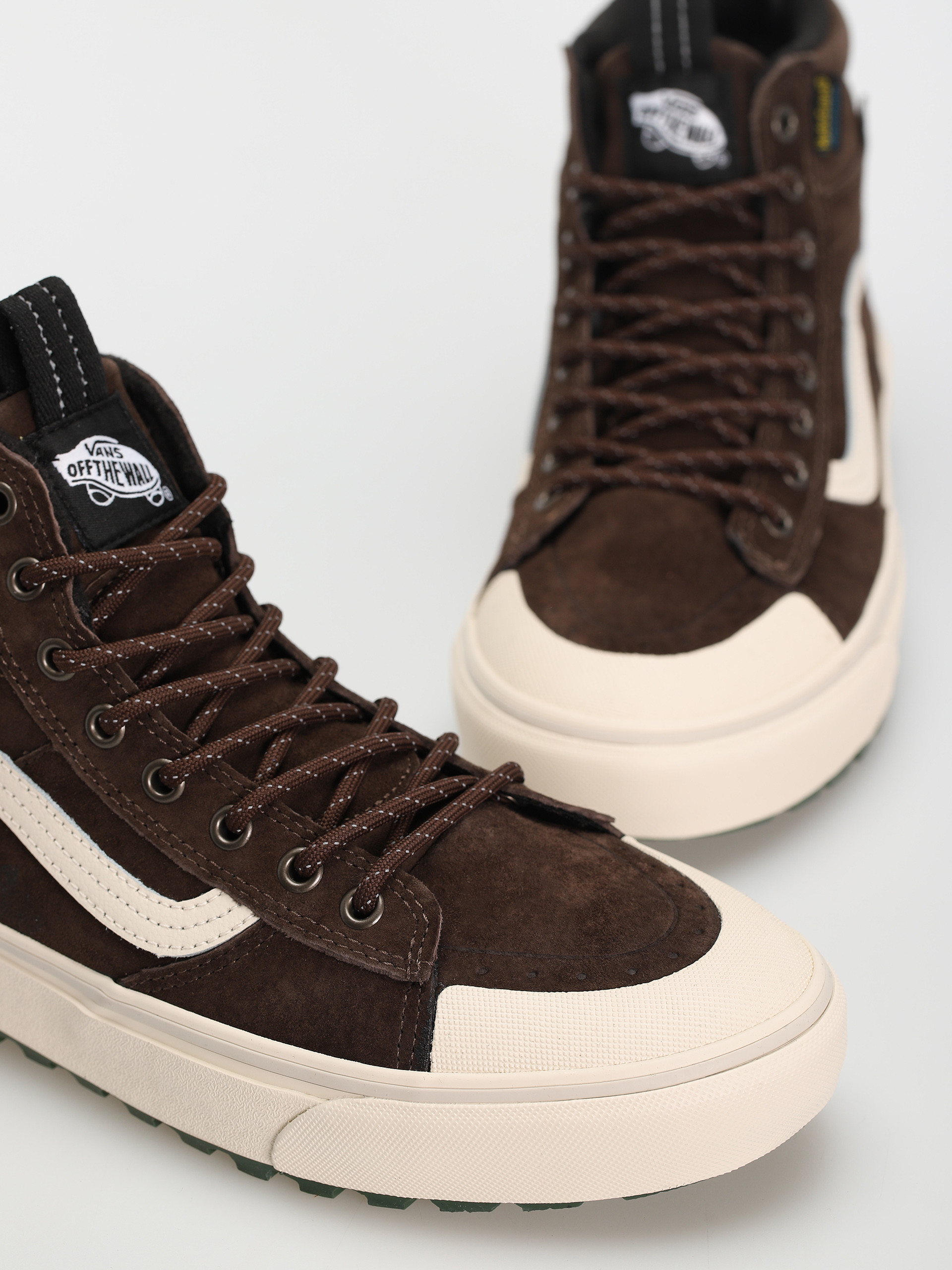 Vans Sk8 Hi MTE 2 Shoes (utility pop demitasse)