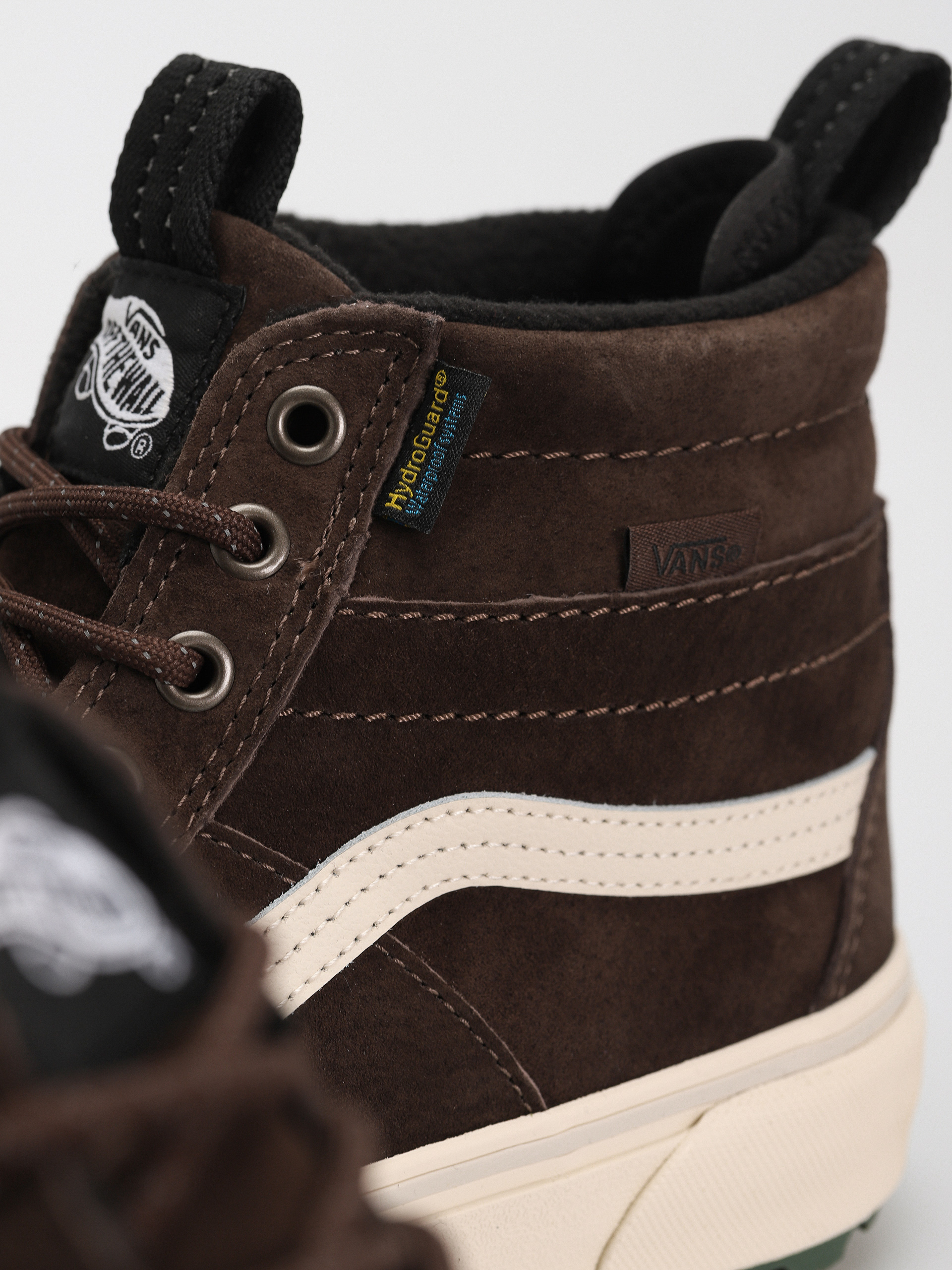 Vans Sk8 Hi MTE 2 Shoes (utility pop demitasse)