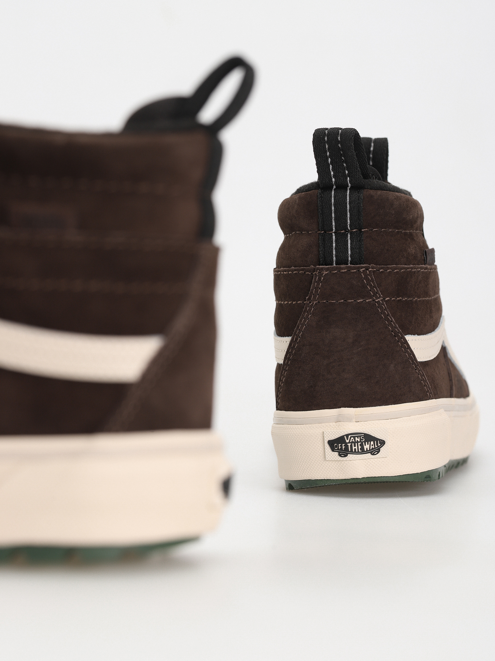 Vans Sk8 Hi MTE 2 Shoes (utility pop demitasse)