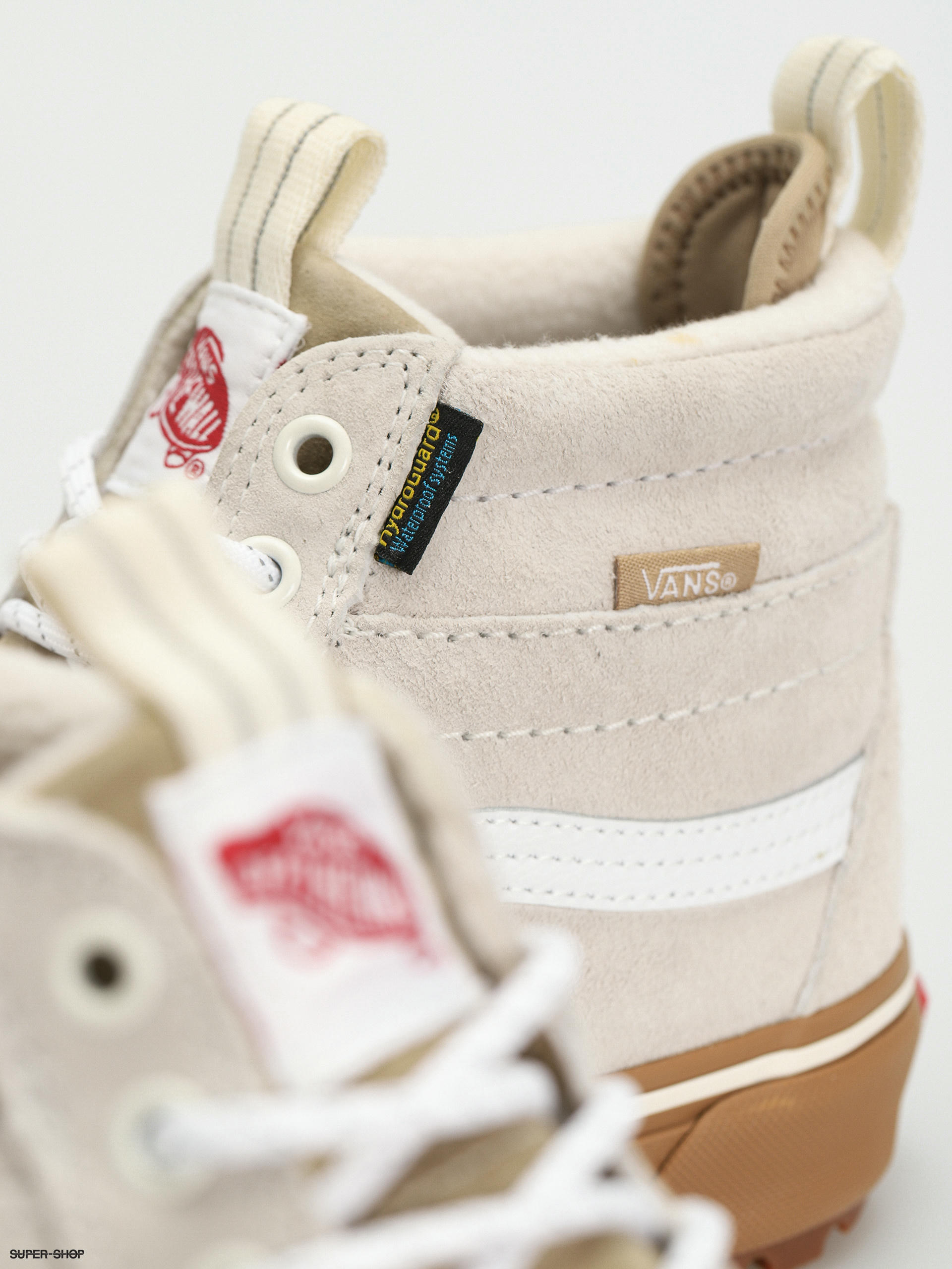 Suede sk8 hi deals mte cornstalk marshmallow