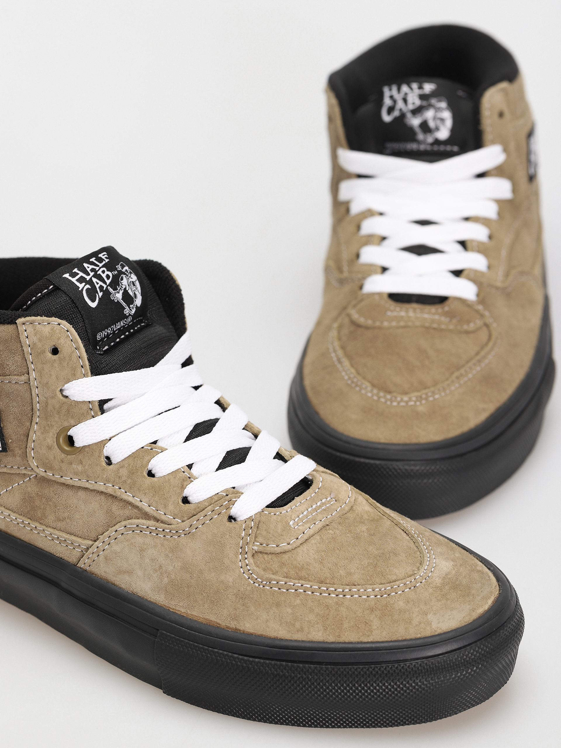 Vans Skate Half Cab Shoes (pig suede olive/black)