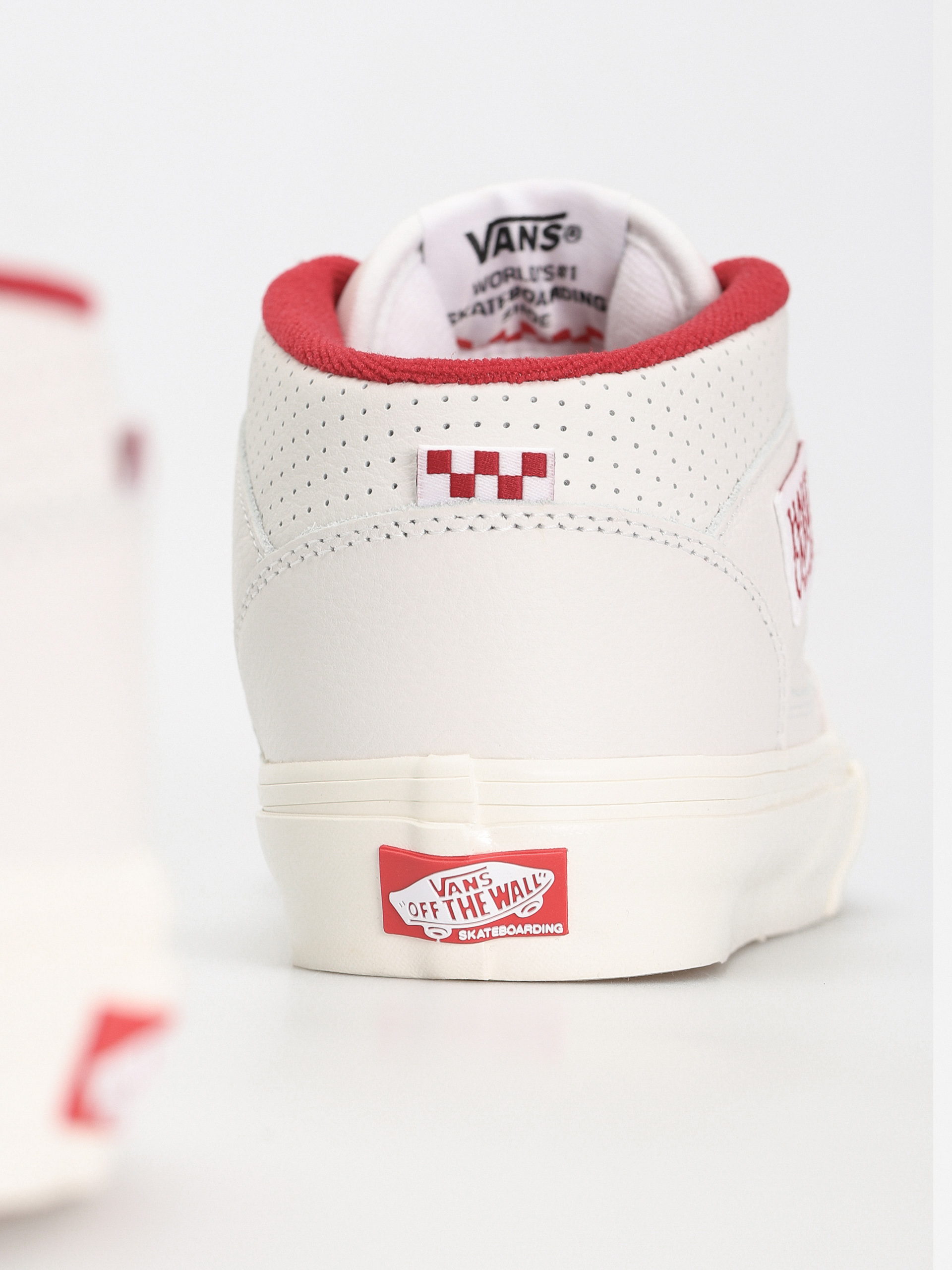 Vans Skate Half Cab Shoes (vintage sport white/red)