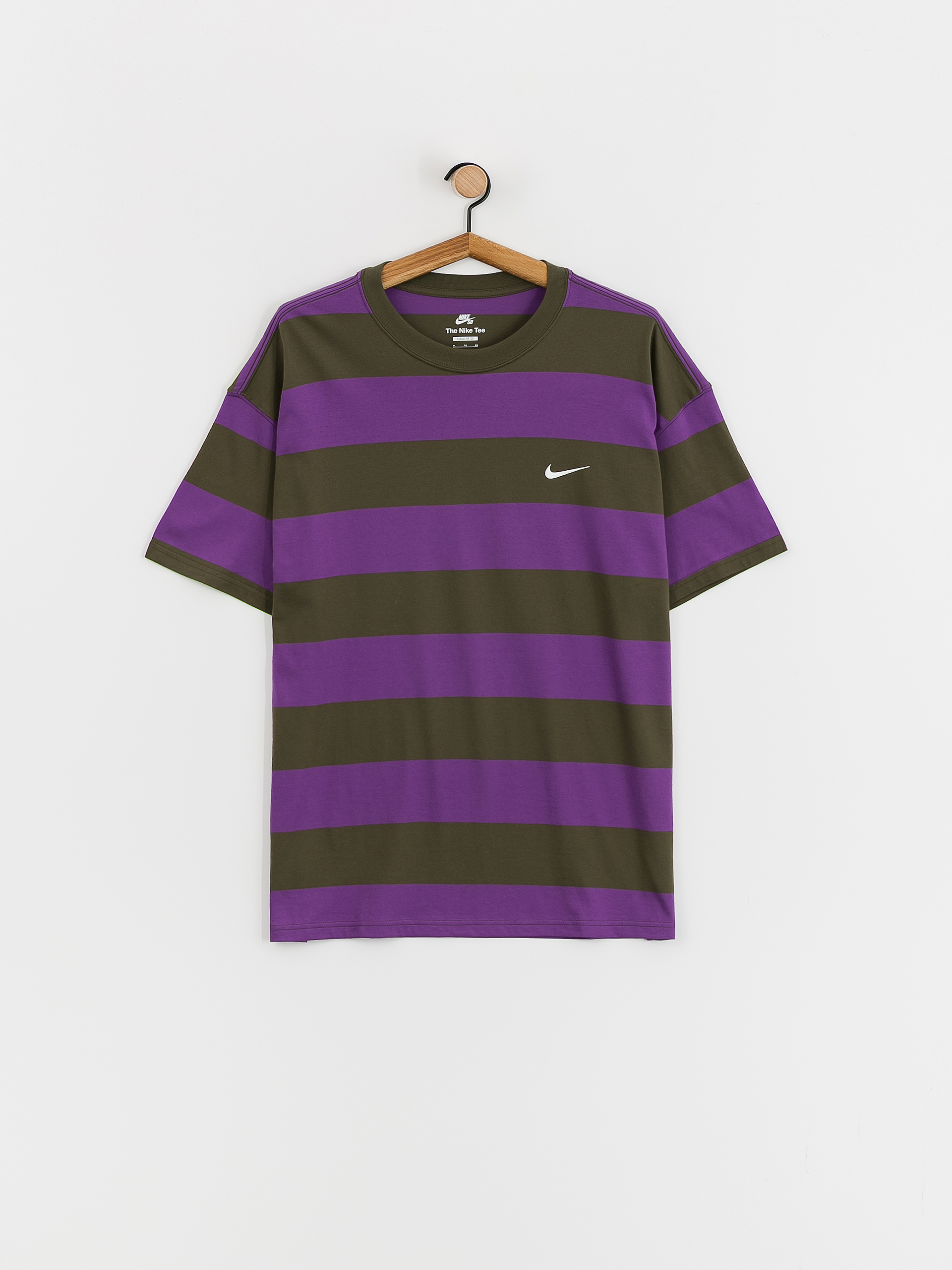 purple and black nike shirt