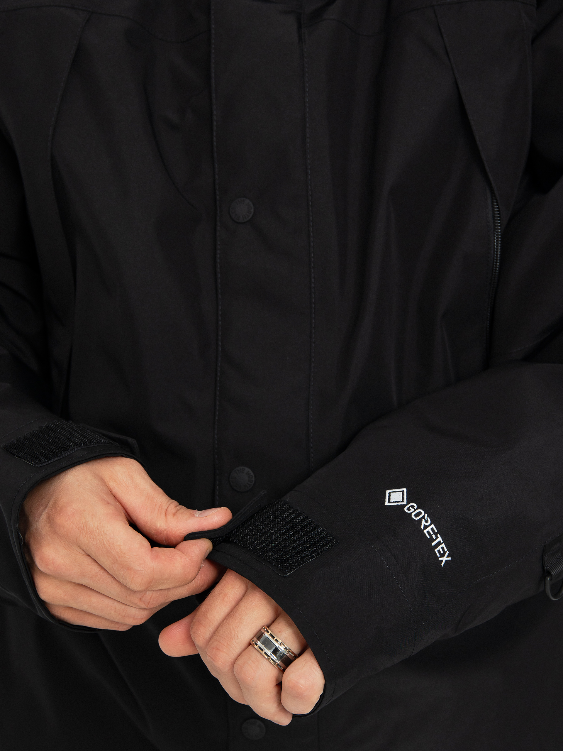 The North Face Gtx Mtn Guide Insualted Jacket (tnf black)