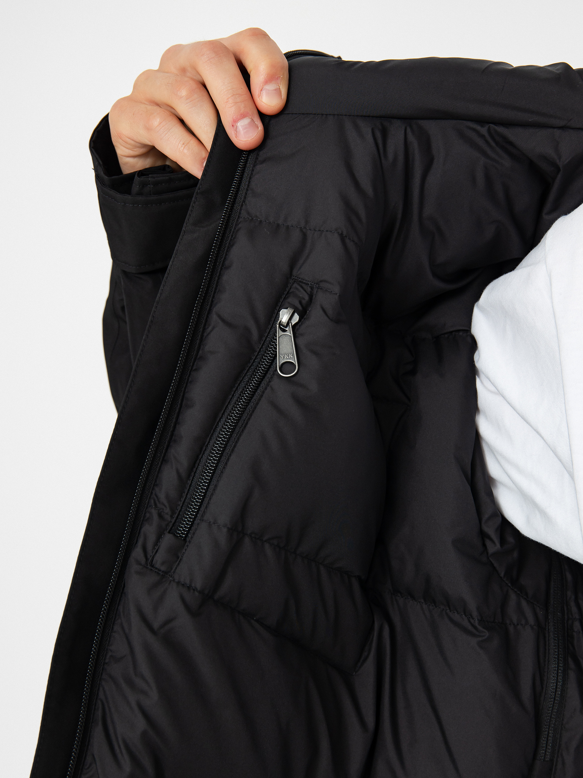The North Face Gtx Mtn Guide Insualted Jacket (tnf black)