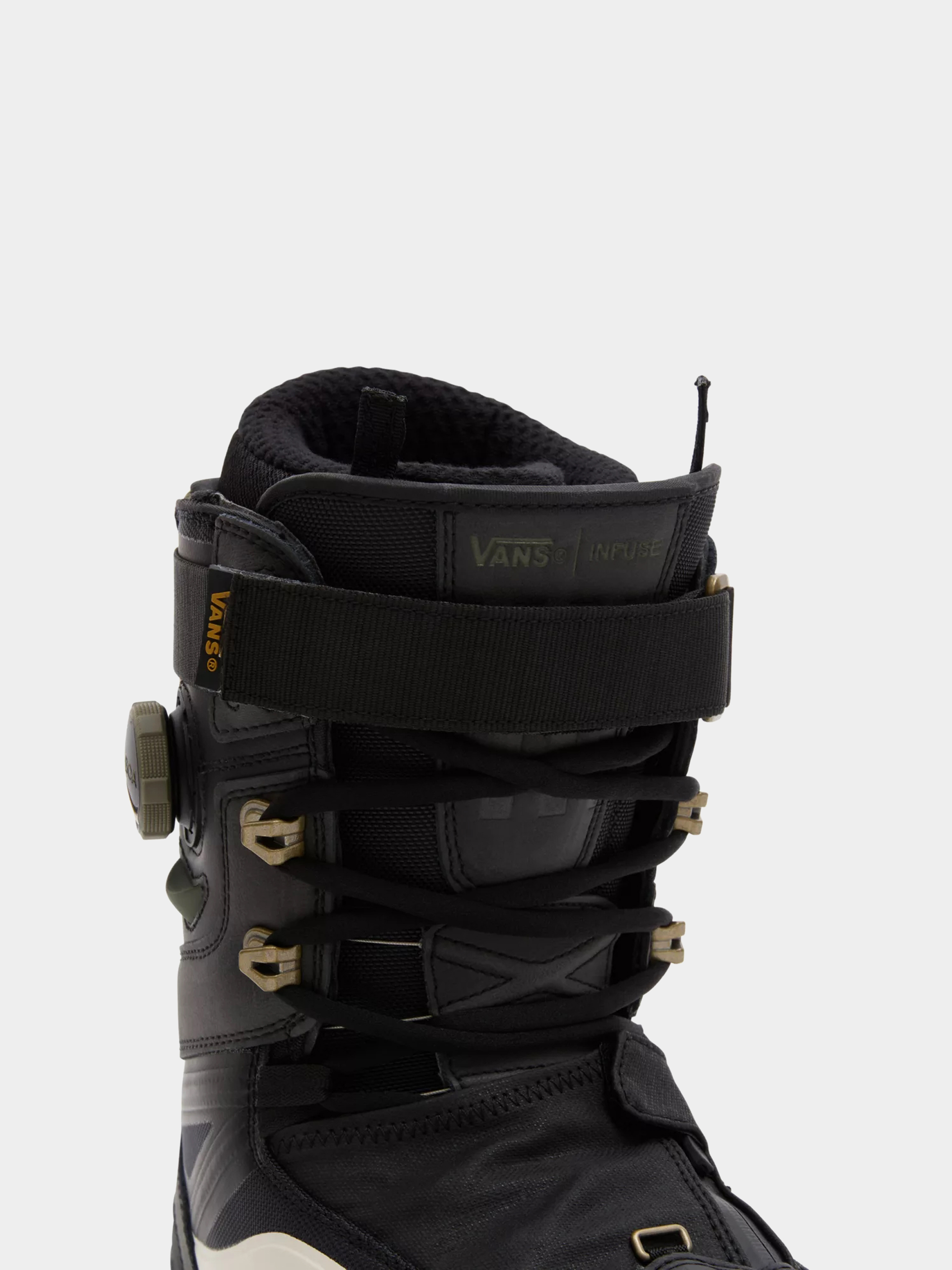 Mens Vans Infuse Snowboard boots (black/olive)