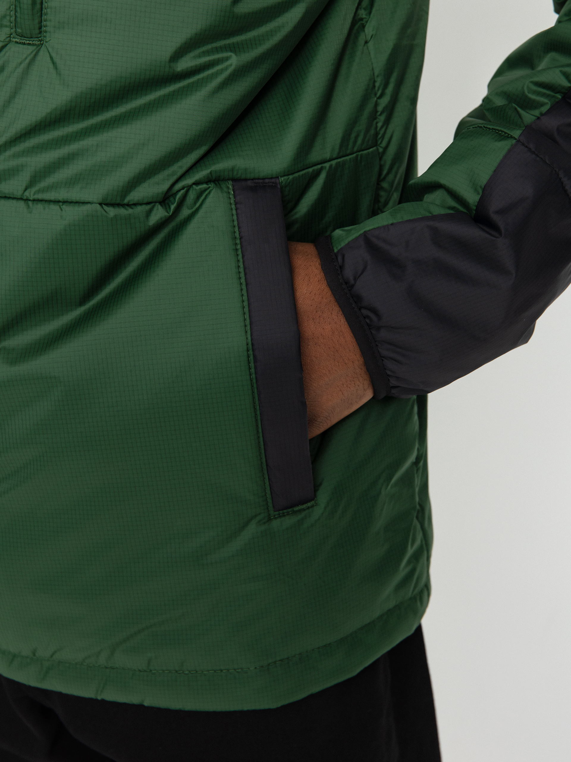 The North Face Himalayan Light Synth Jacket (pine needle/tnf black)
