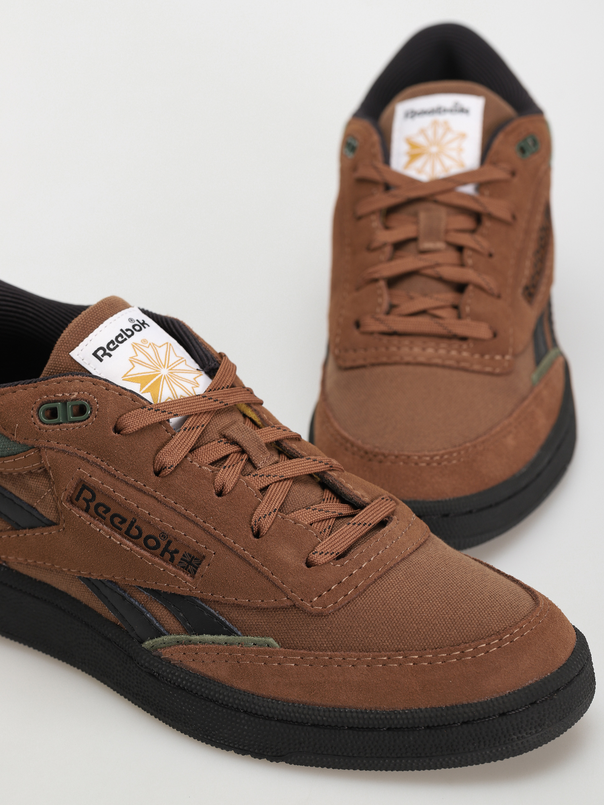 Reebok Club C Mid II Revenge Shoes (colbro/vargre/cblack)