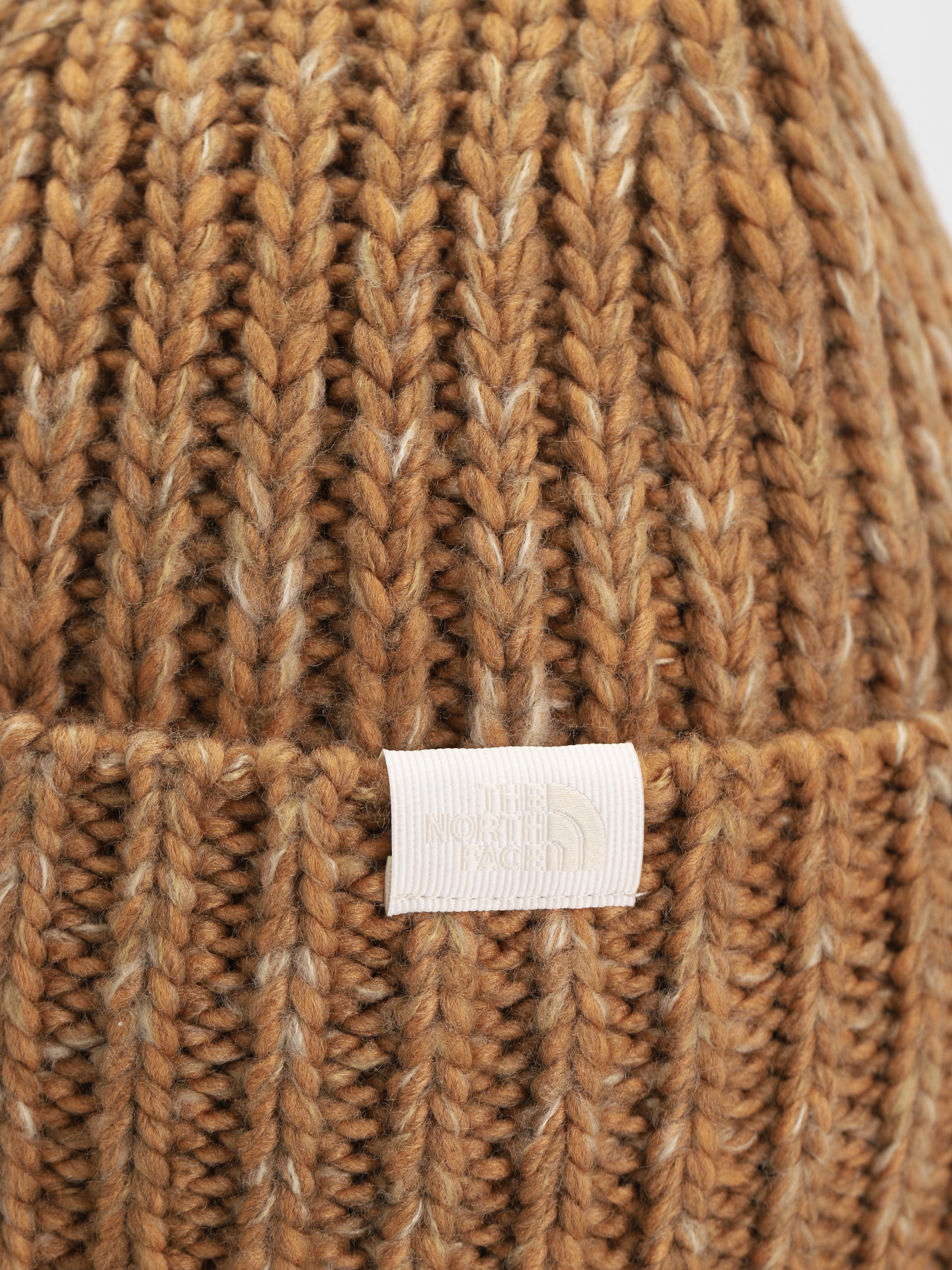 The North Face Chunky Beanie (almond butter/gardenwht)