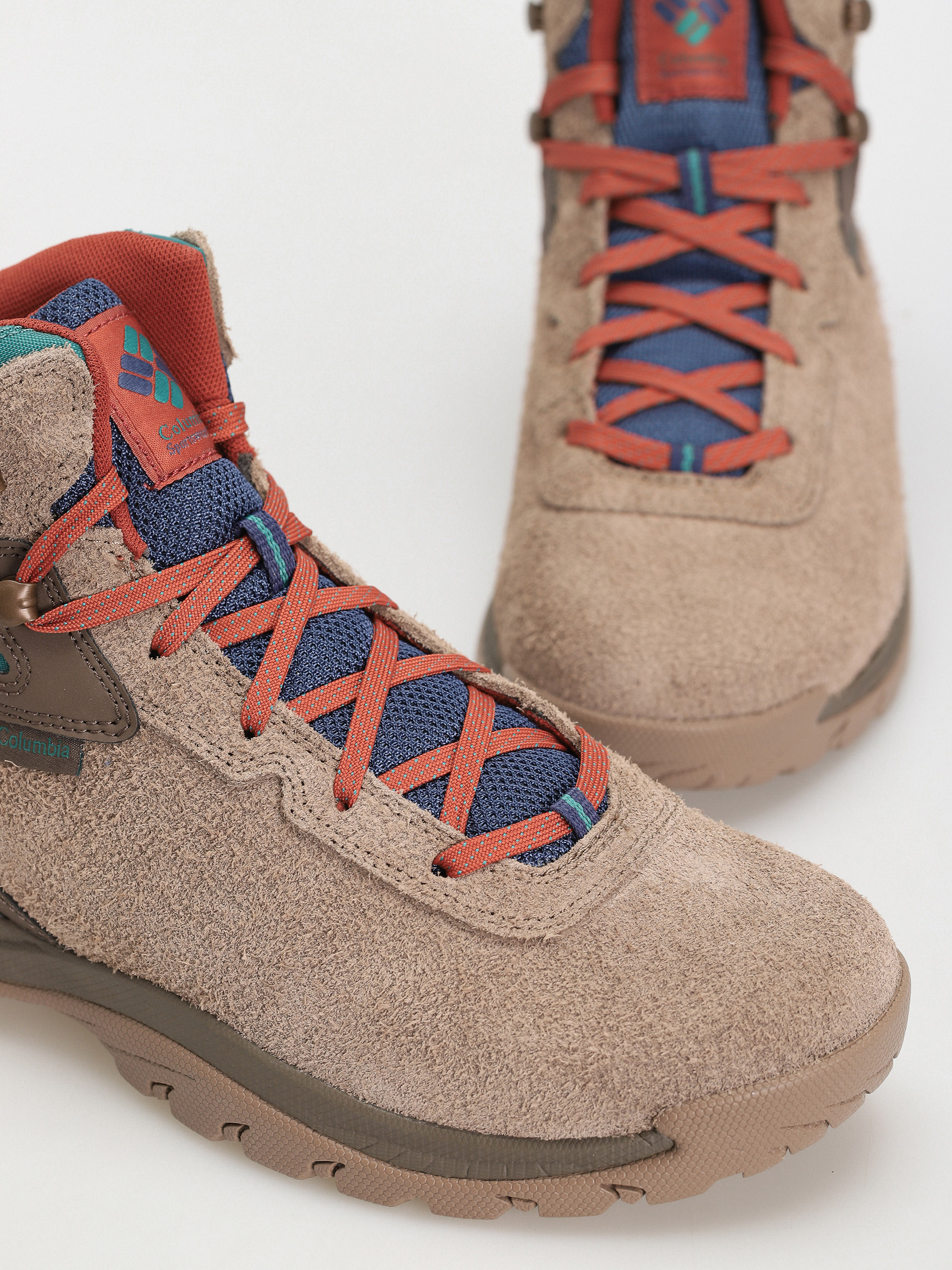 Columbia Newton Ridge Bc Shoes (ash brown/waterfall)