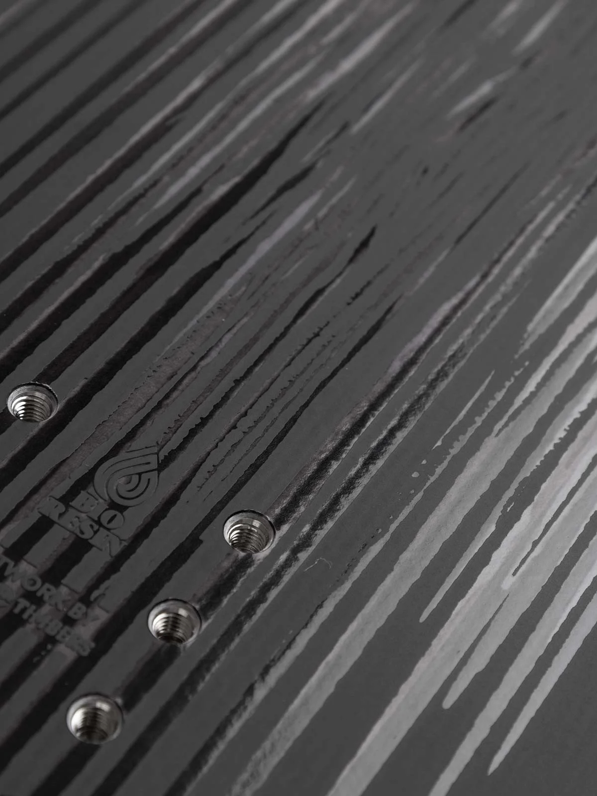 Mens Jones Snowboards Aviator 2.0 Snowboard (black/white/red)