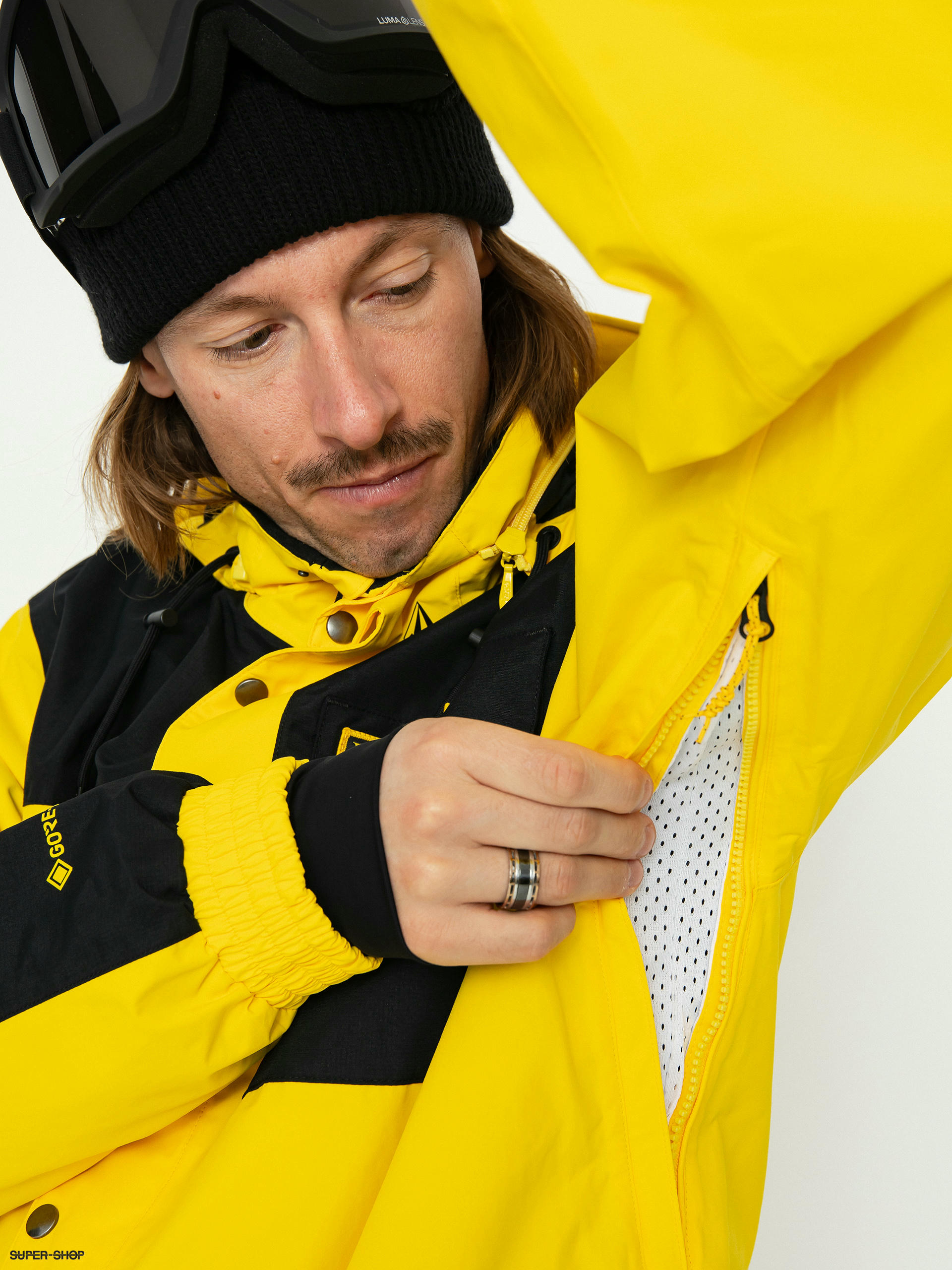 Bright yellow ski discount jacket