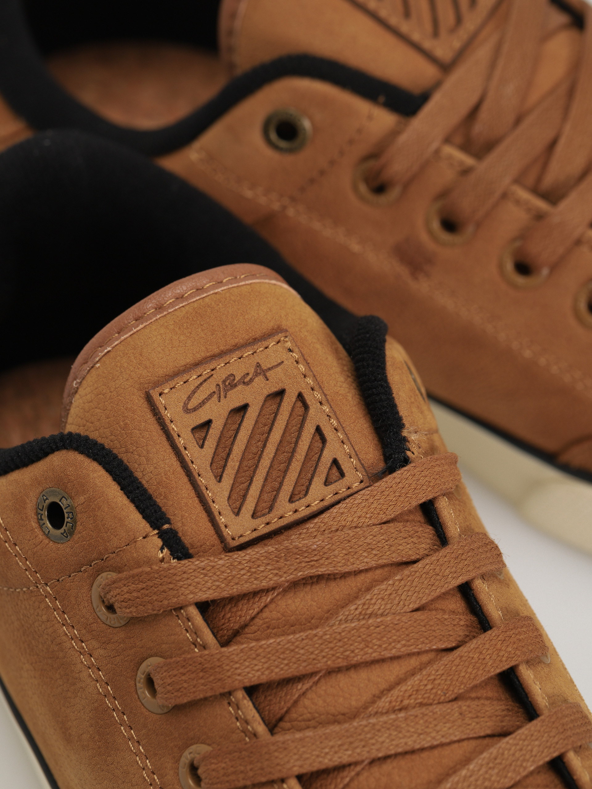 Circa Al 50 Se Schuhe (ochre/black/off white)