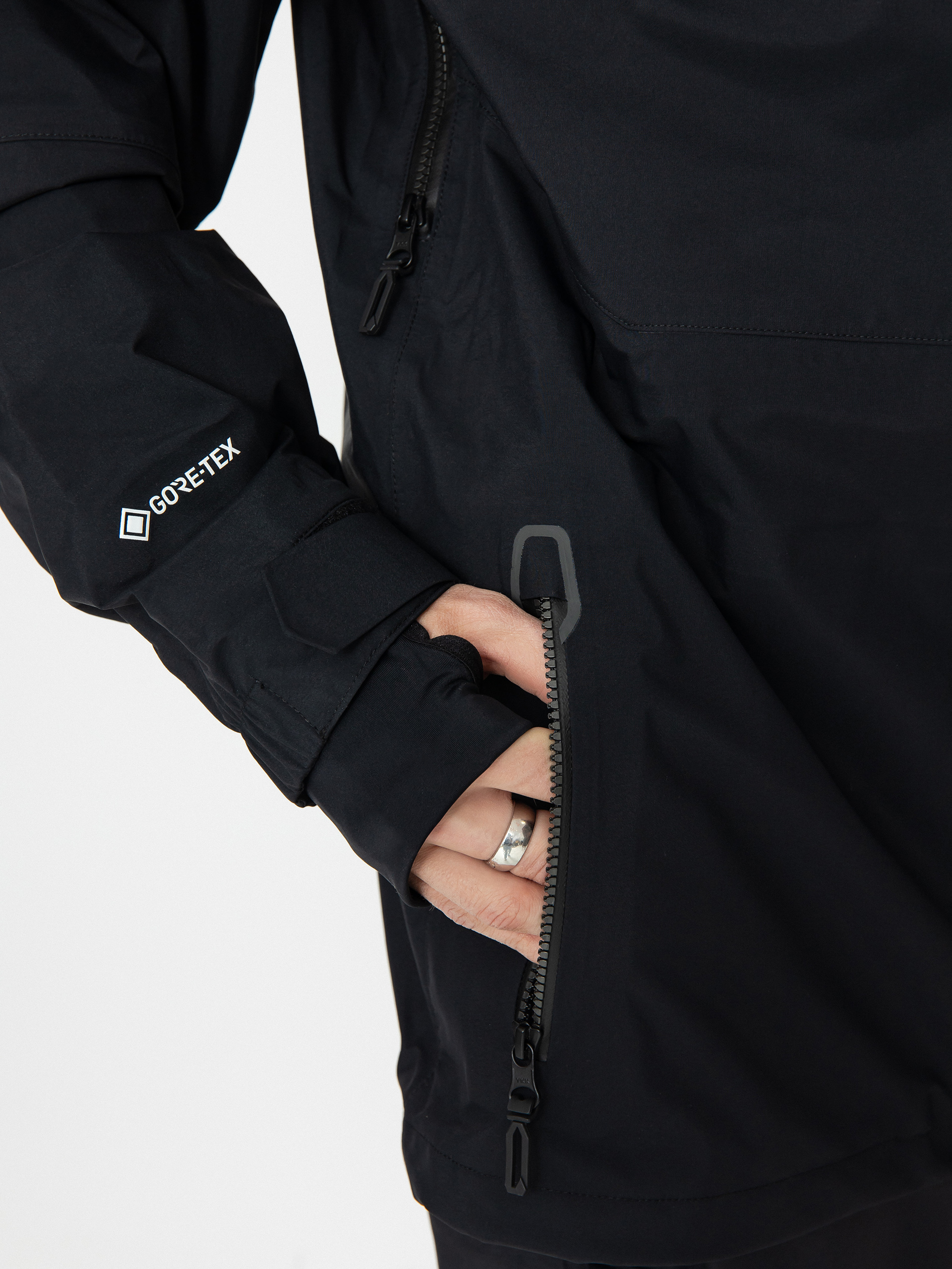 Mens Volcom Guide Gore Tex Snowboard jacket (black)