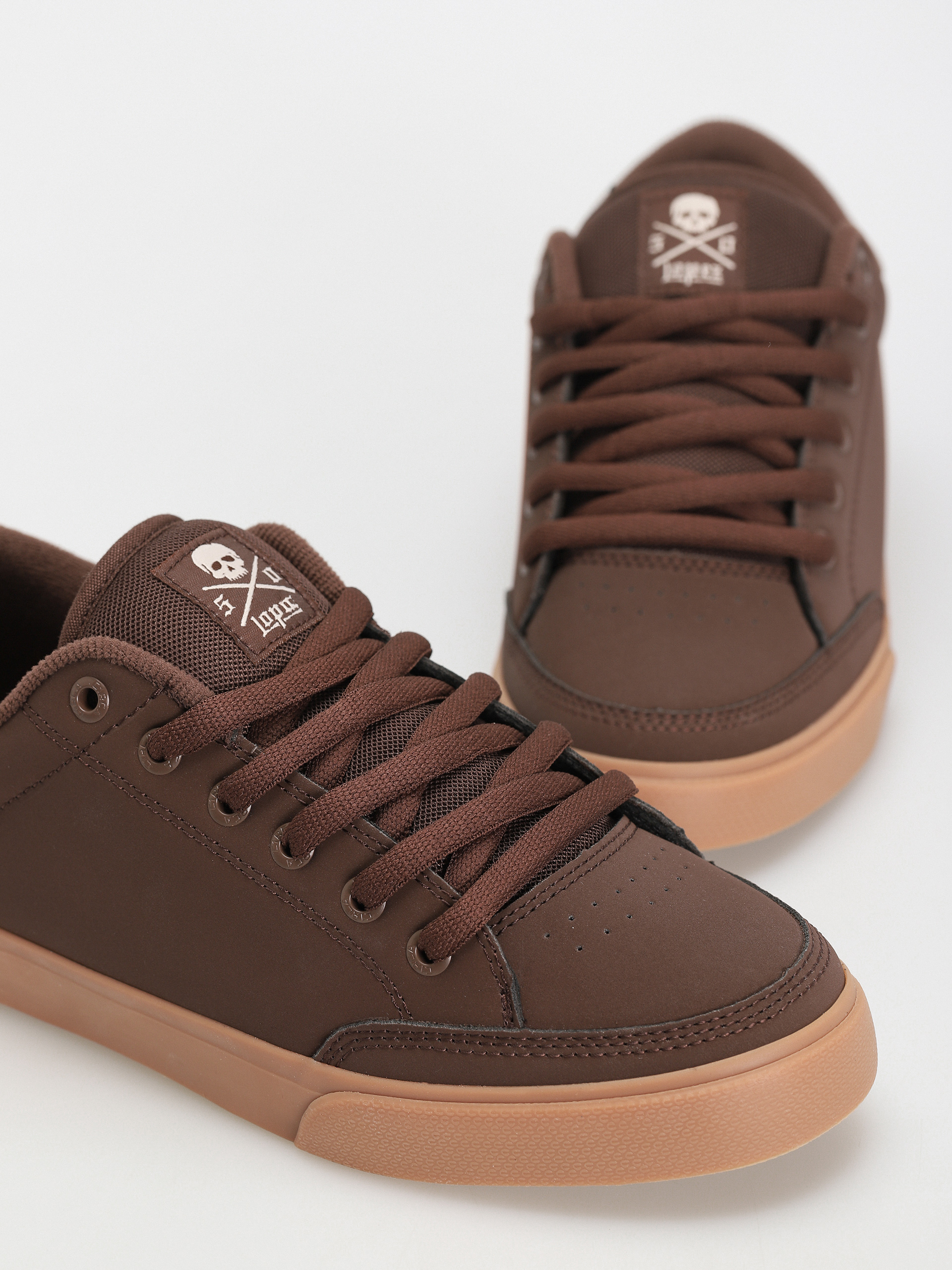 Circa Al 50 Schuhe (potting soil/gum)