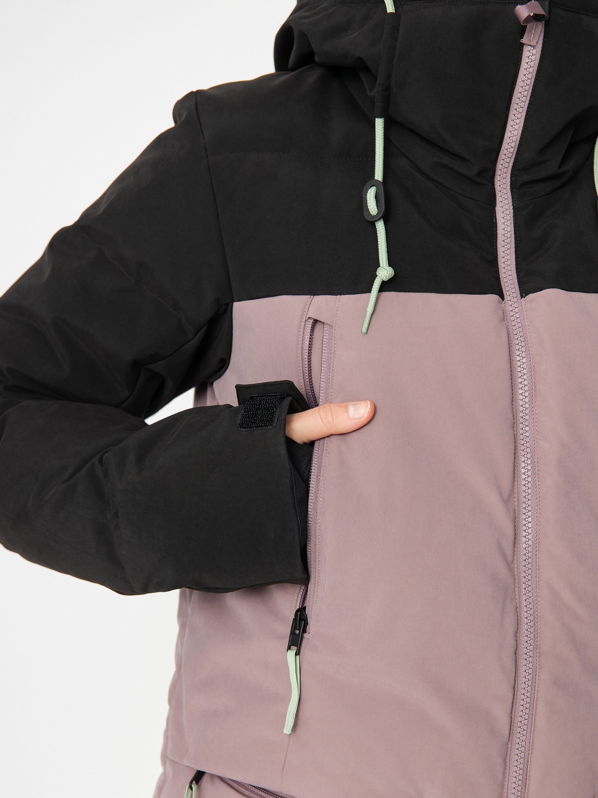 Womens The North Face Pallie Snowboard jacket (fawn grey/tnf black)