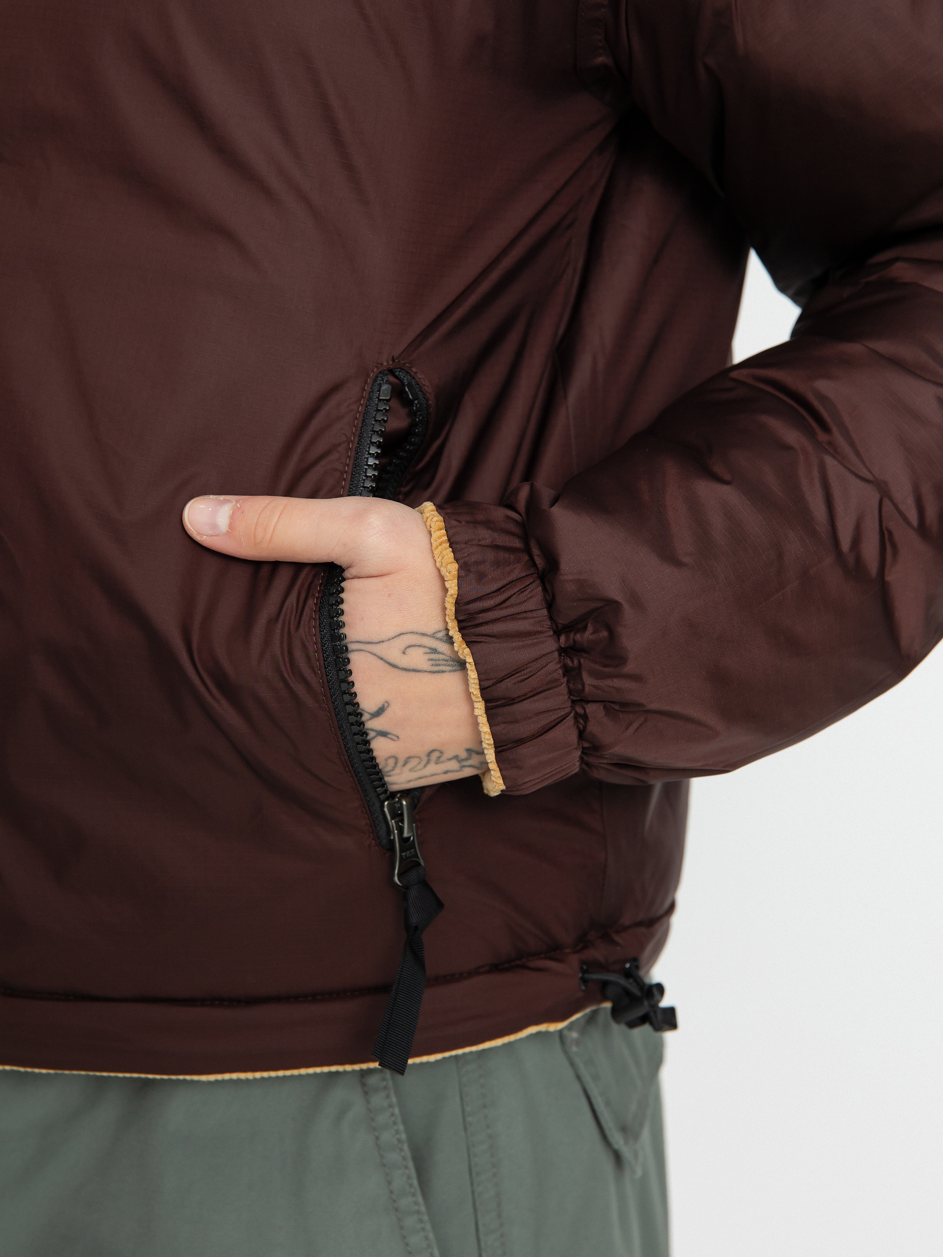 The North Face 92 Reversible Nuptse Jacke Wmn (almond butter/coalbrown)