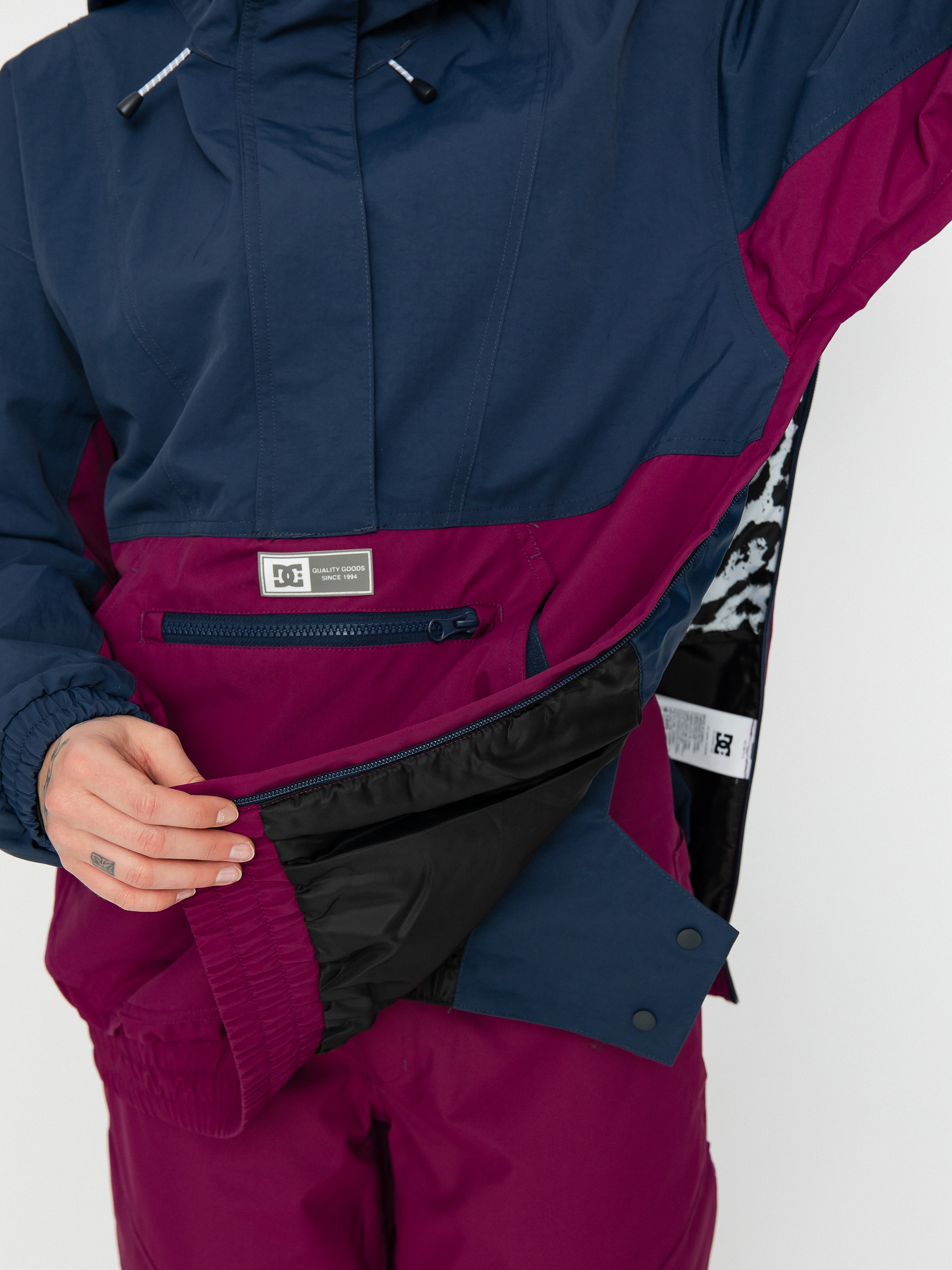 Womens DC Chalet Snowboard jacket (dress blues)