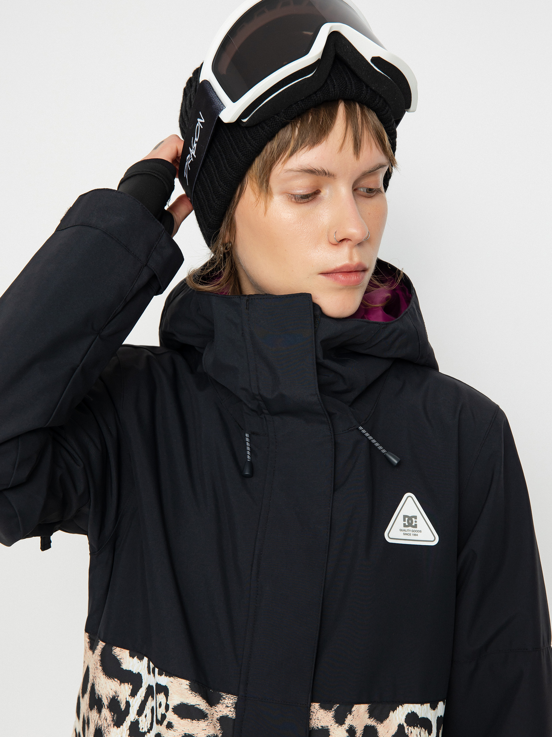 Womens DC Cruiser Snowboard jacket (big cat)