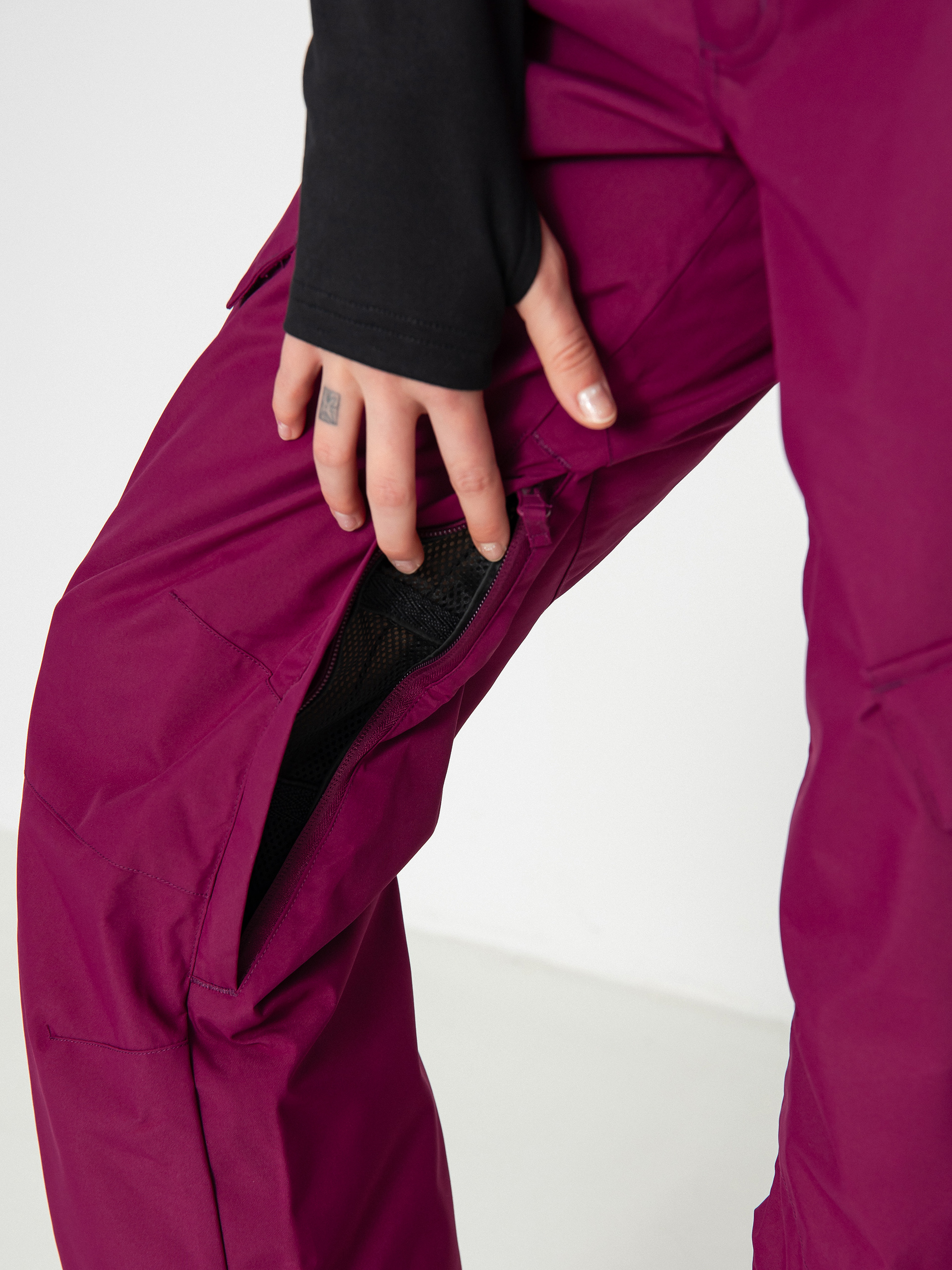 Womens DC Nonchalant Snowboard pants (magenta purple)