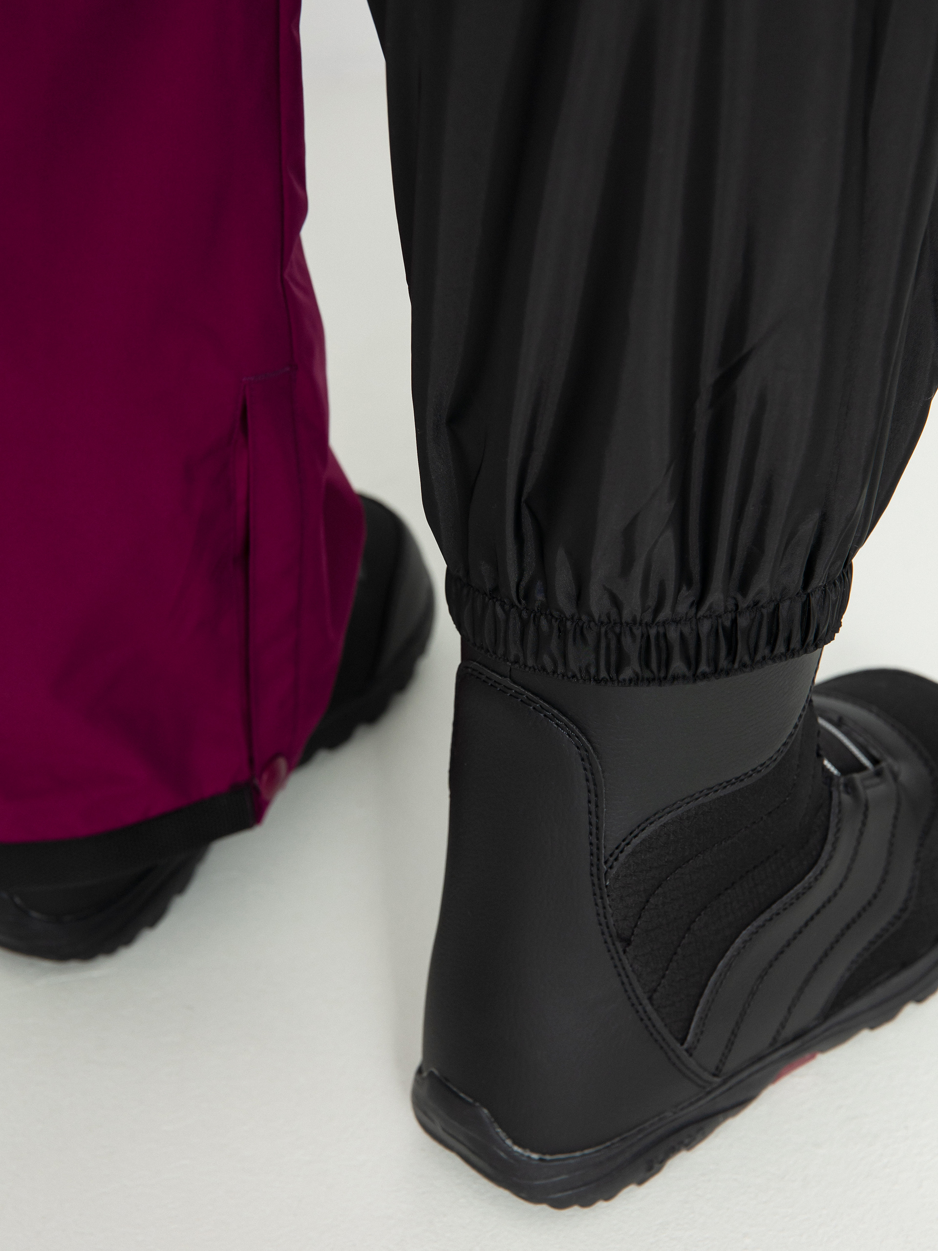 Womens DC Nonchalant Snowboard pants (magenta purple)