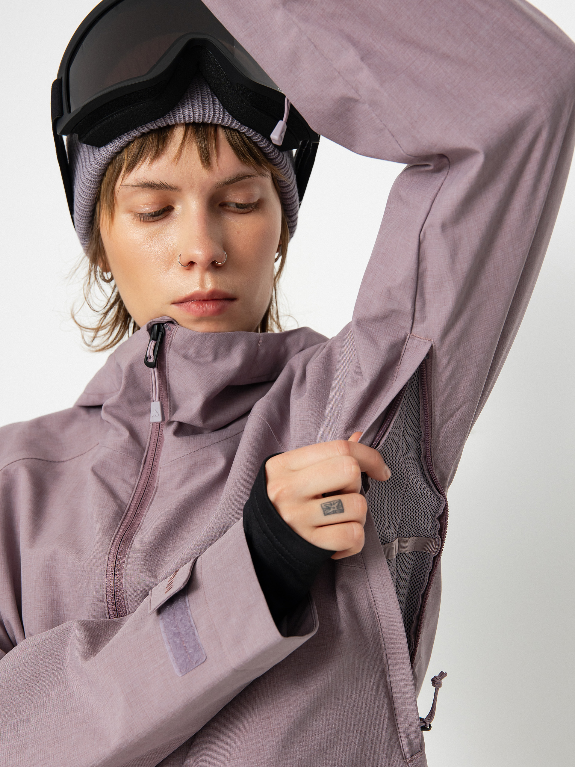 Damen Burton Lalik Snowboardjacke (elderberry)